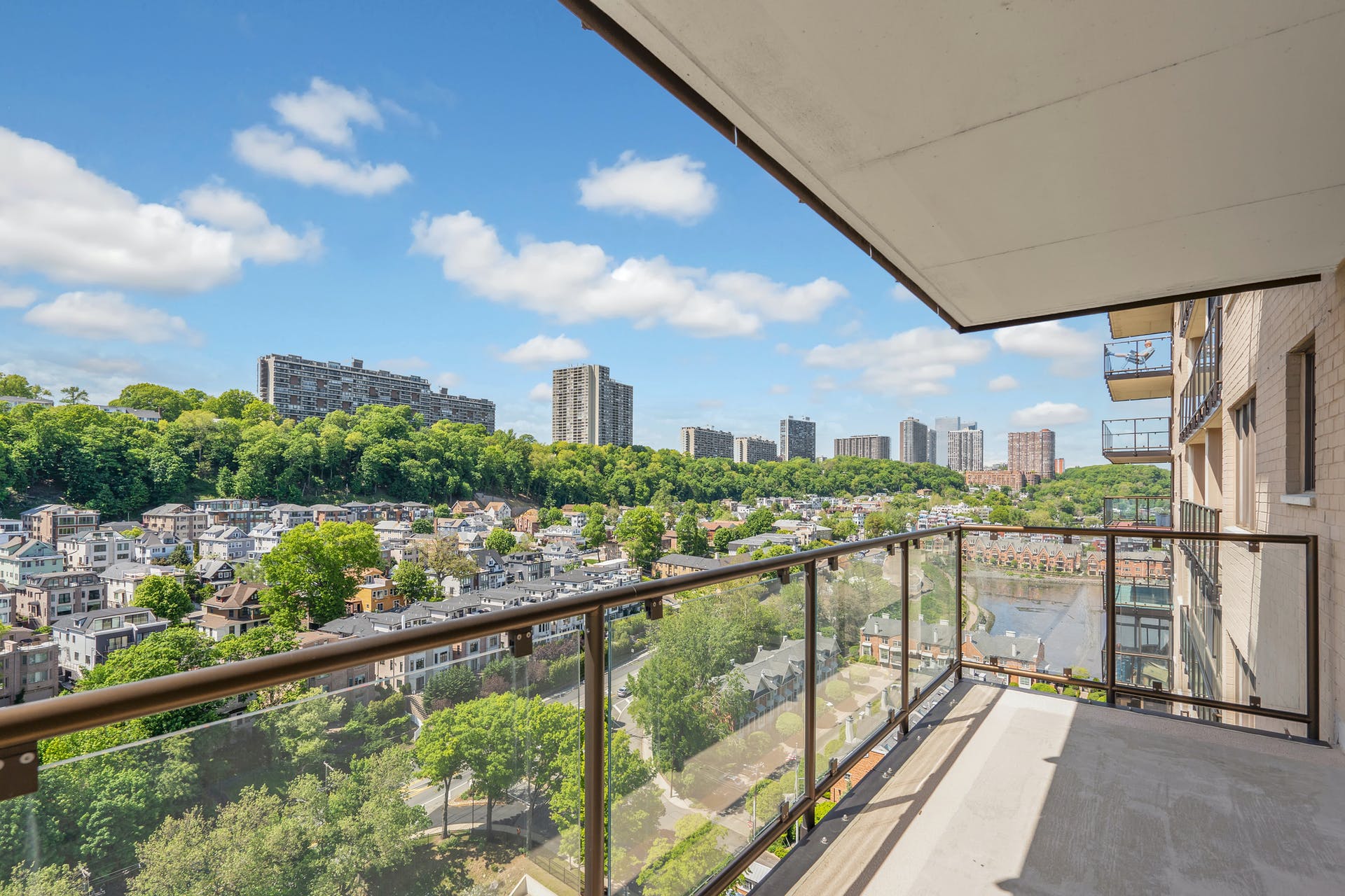 1203 River Road #18L 