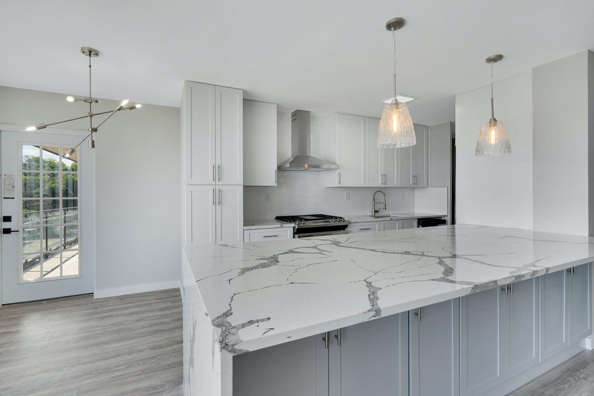 1203 River Road #18L 