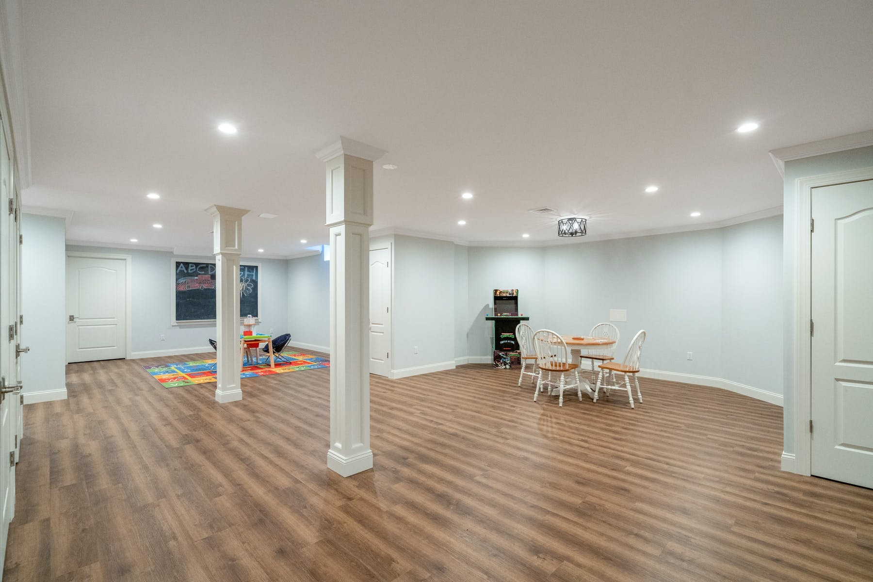 150 E Allendale Rd