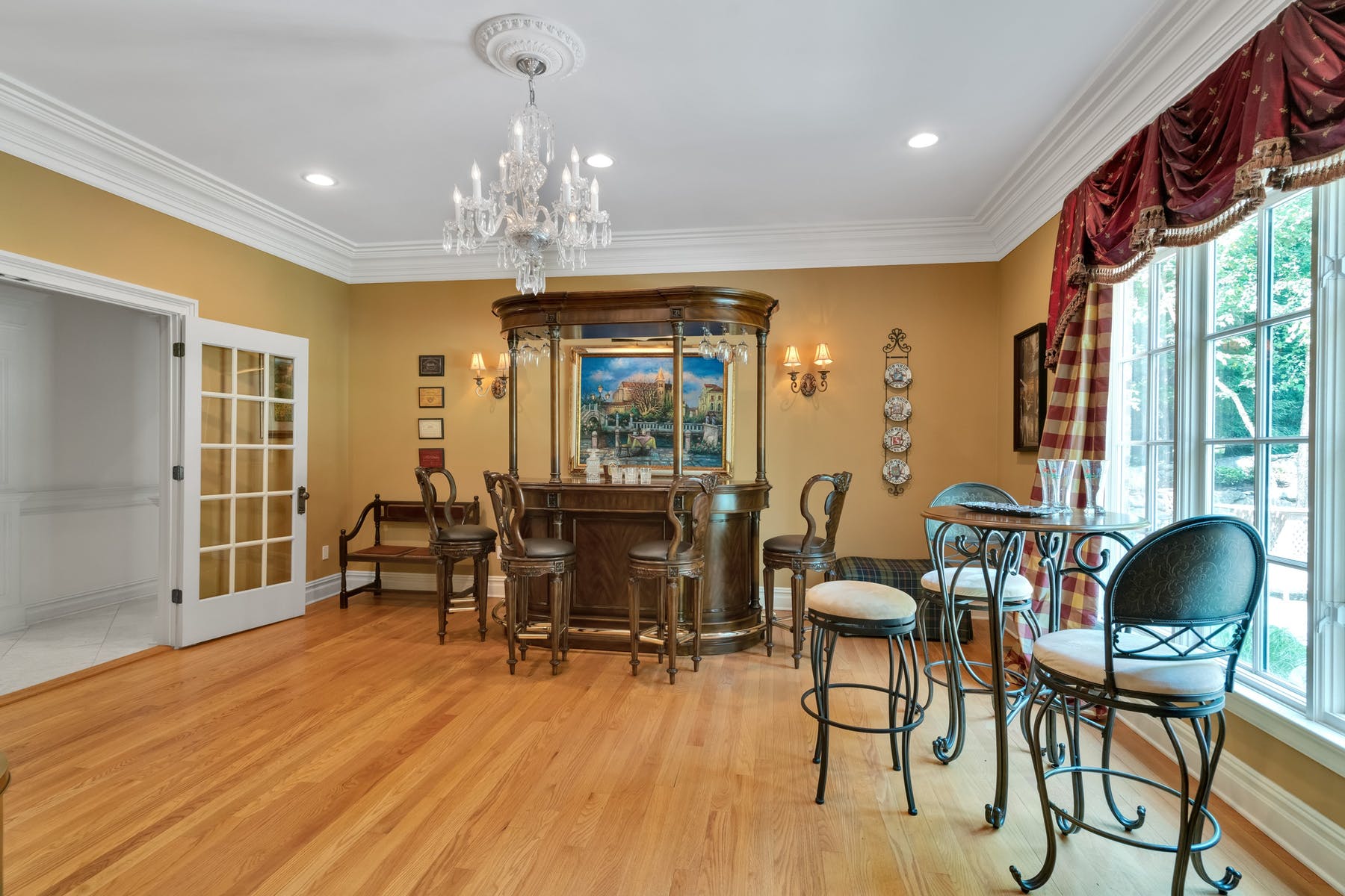 150 E Allendale Rd