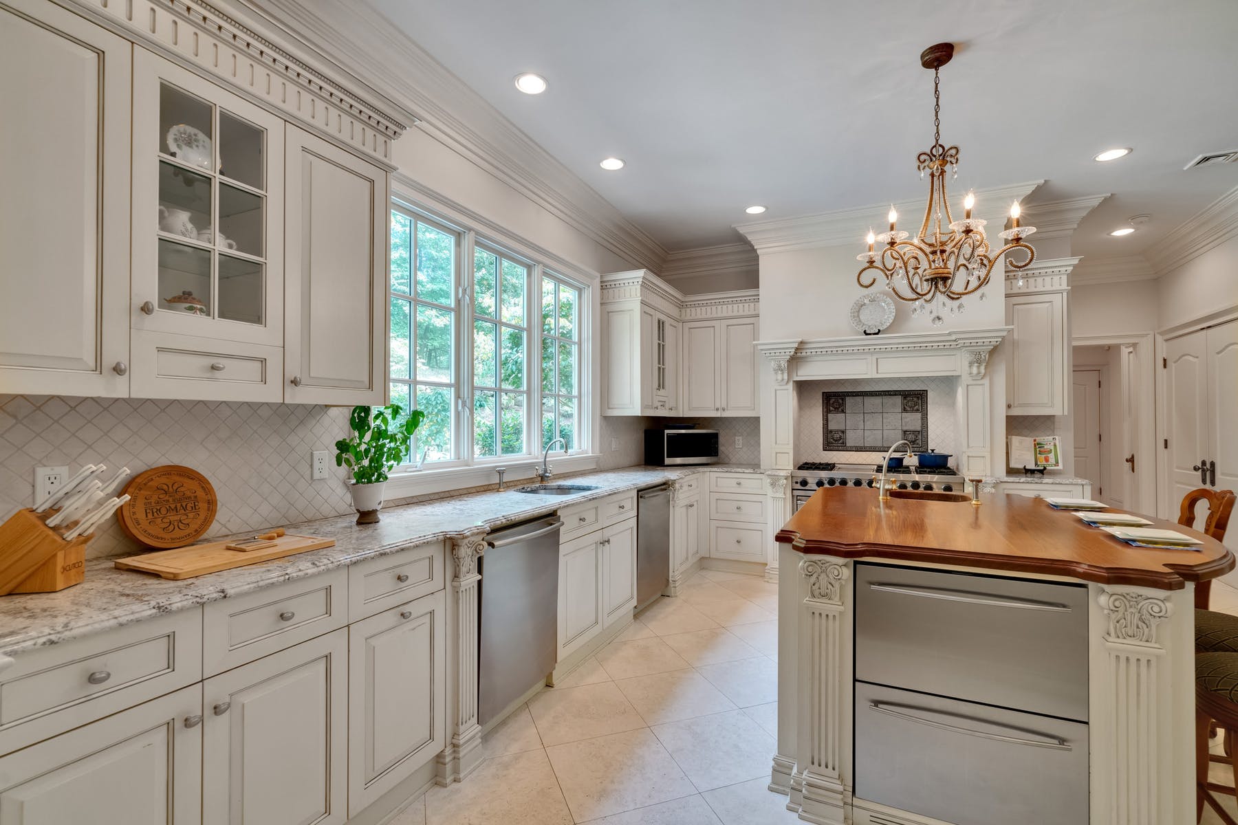 150 E Allendale Rd