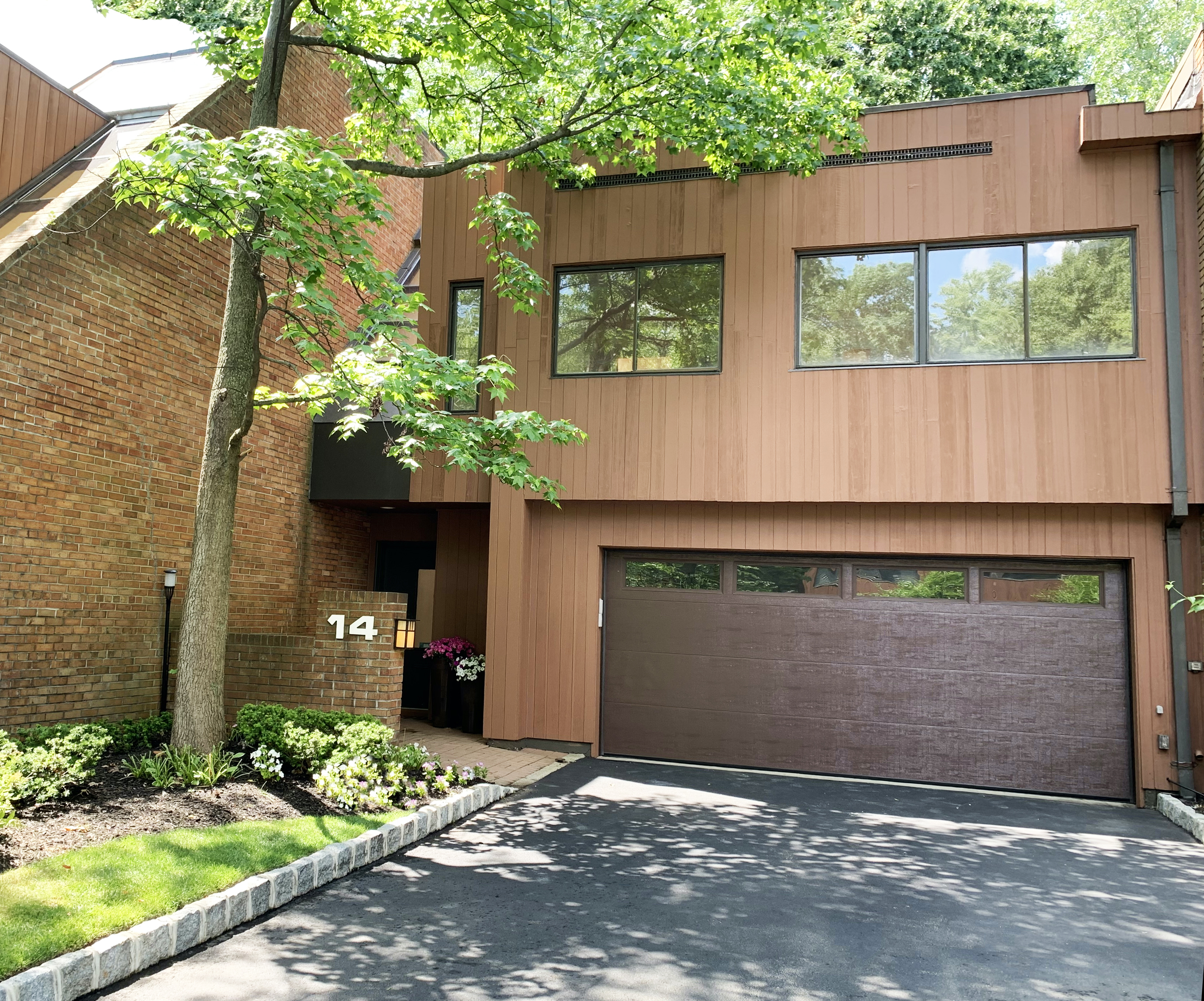 14 Kira Lane Summit Woods
