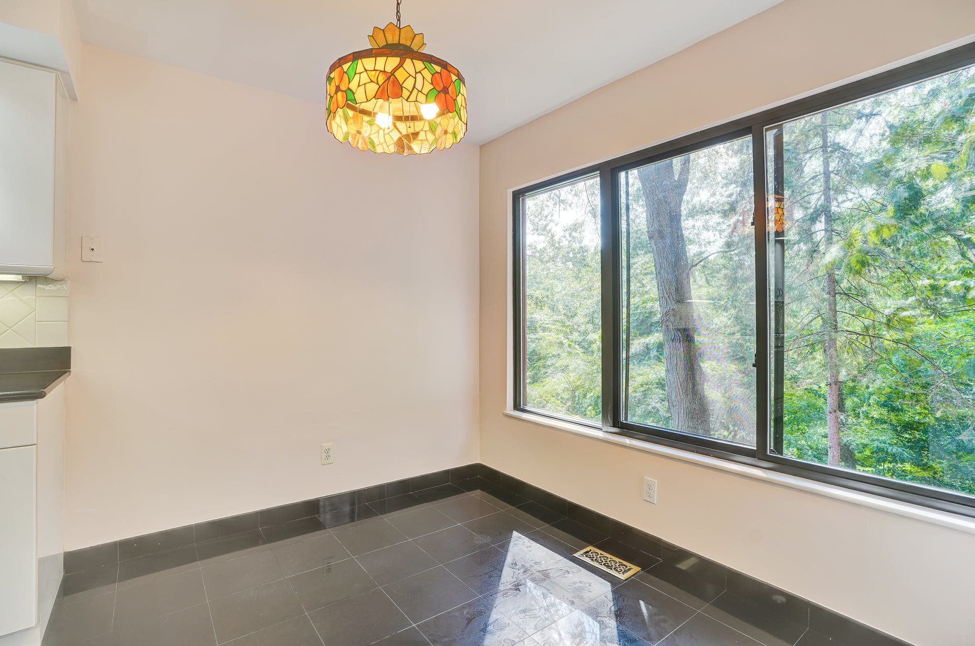 14 Kira Lane Summit Woods