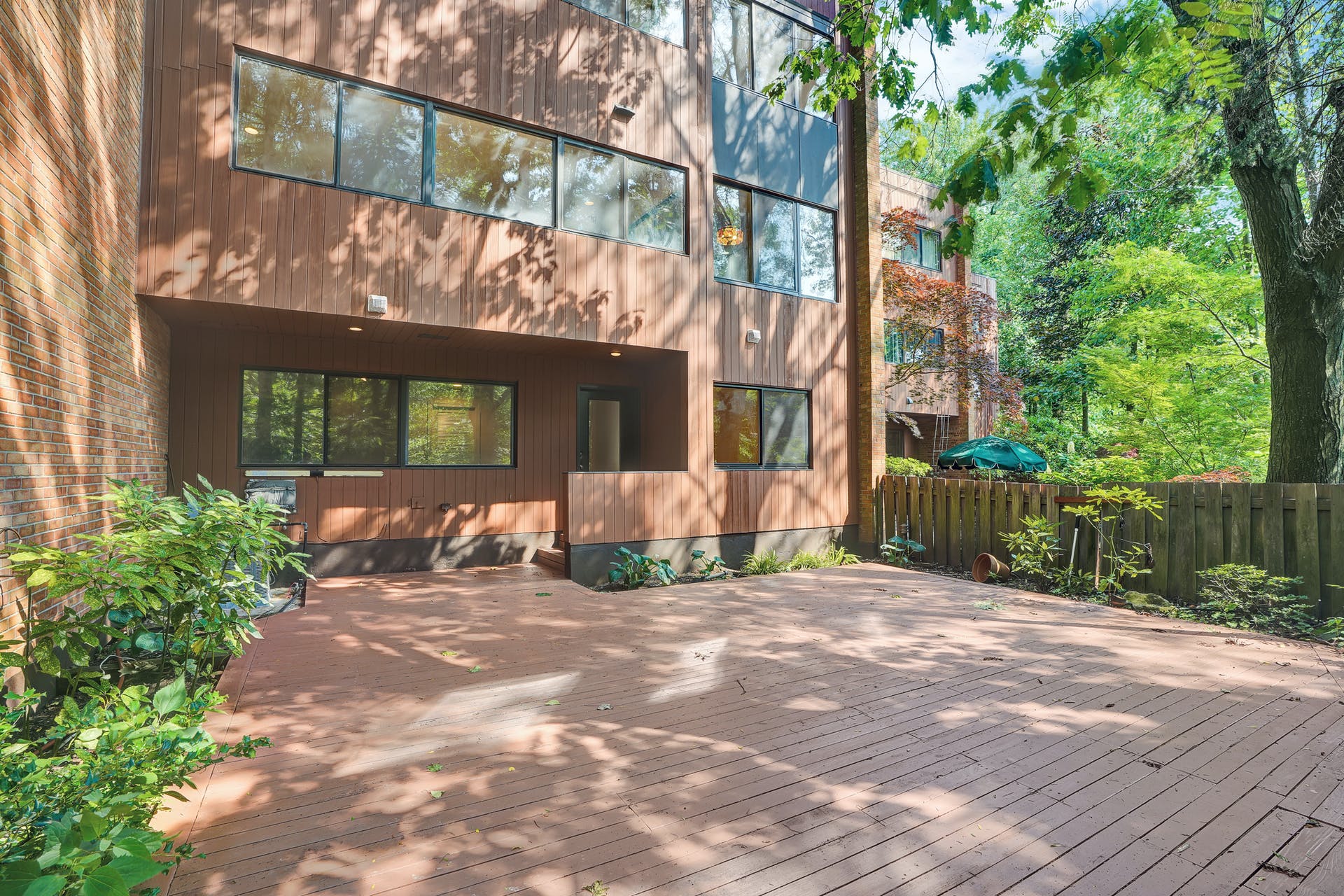 14 Kira Lane Summit Woods