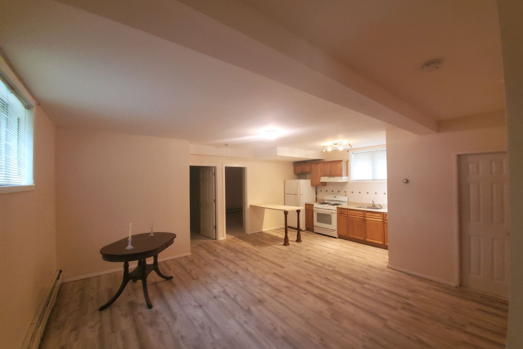 179 W Shore Ave