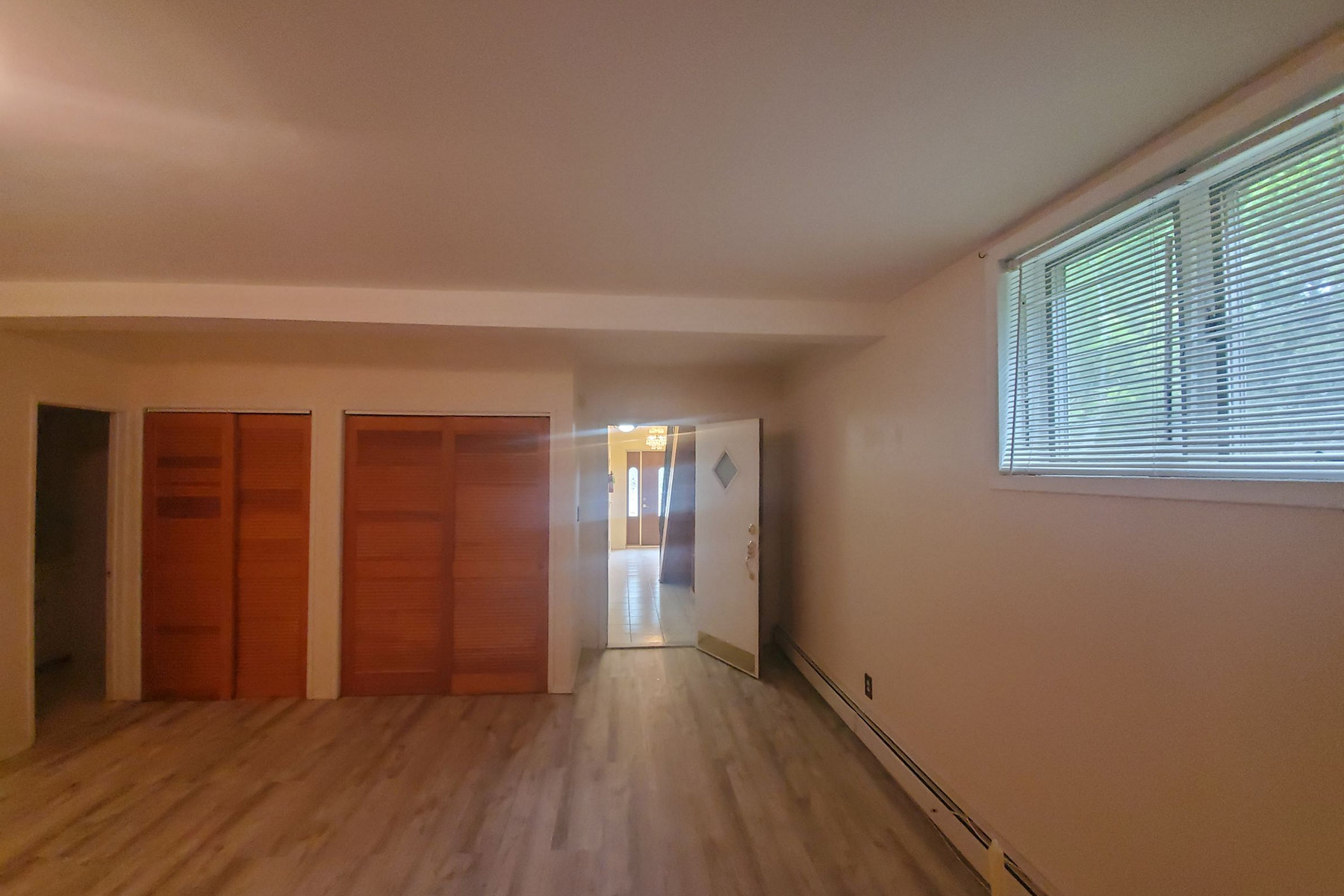 179 W Shore Ave