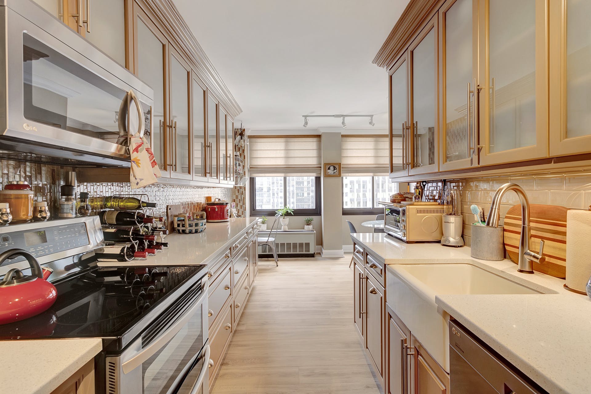 300 Winston Dr 811