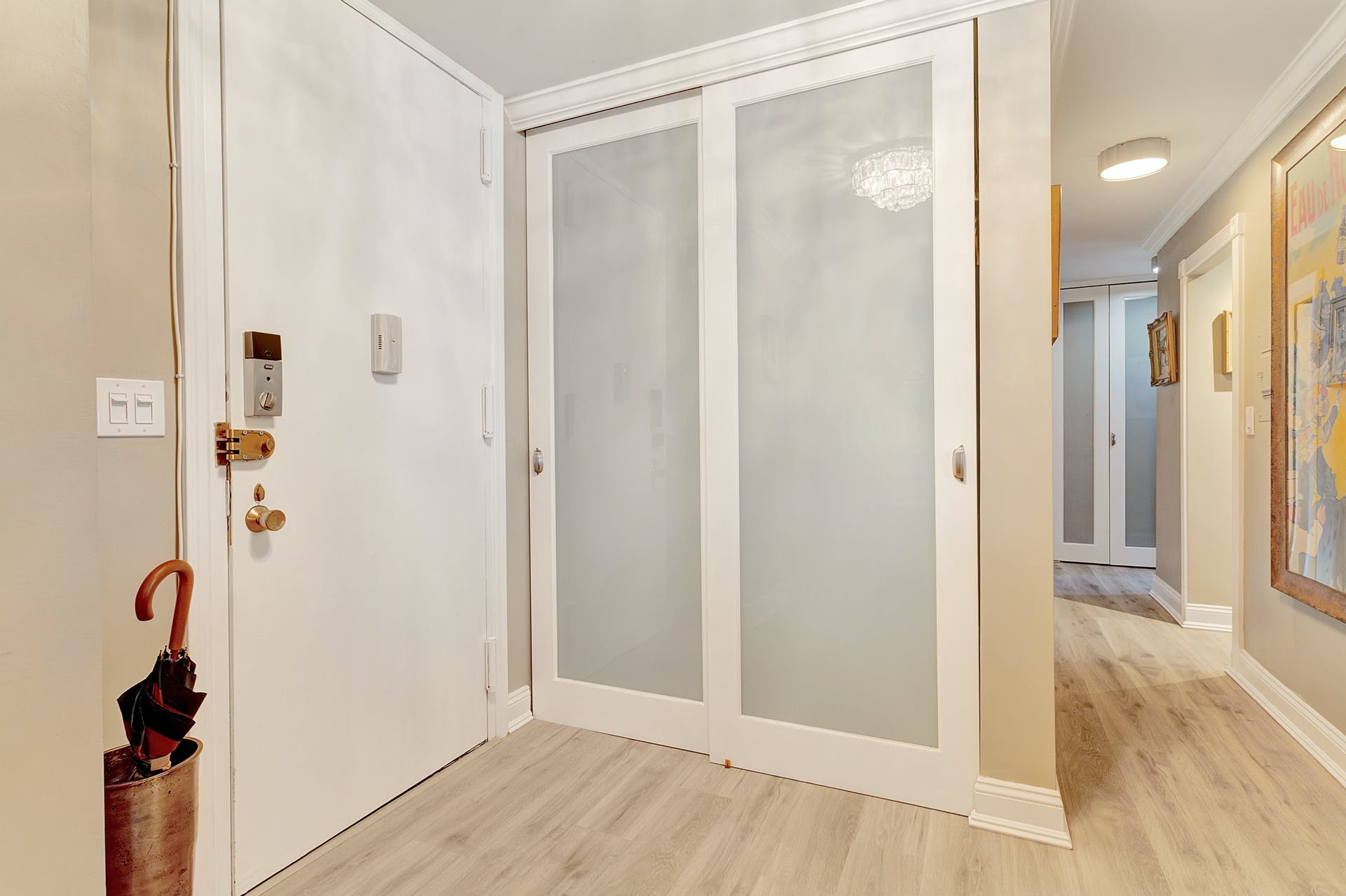 300 Winston Dr 811