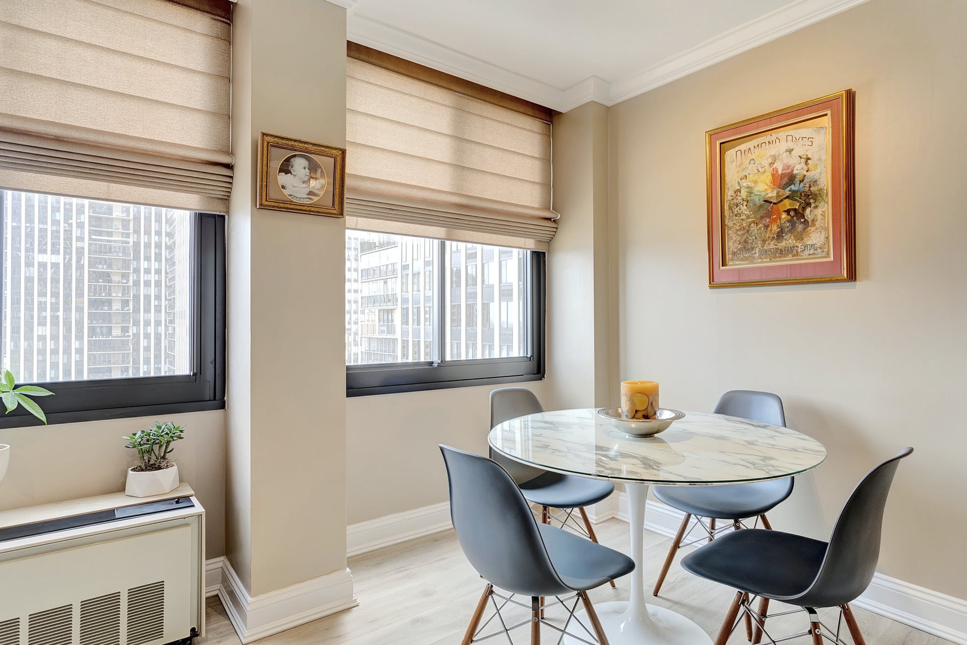 300 Winston Dr 811