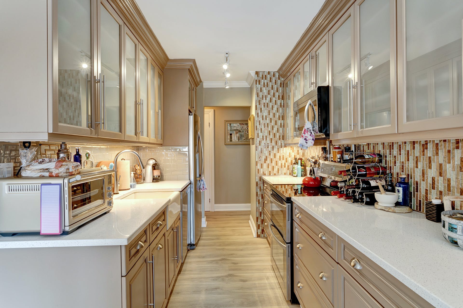 300 Winston Dr 811