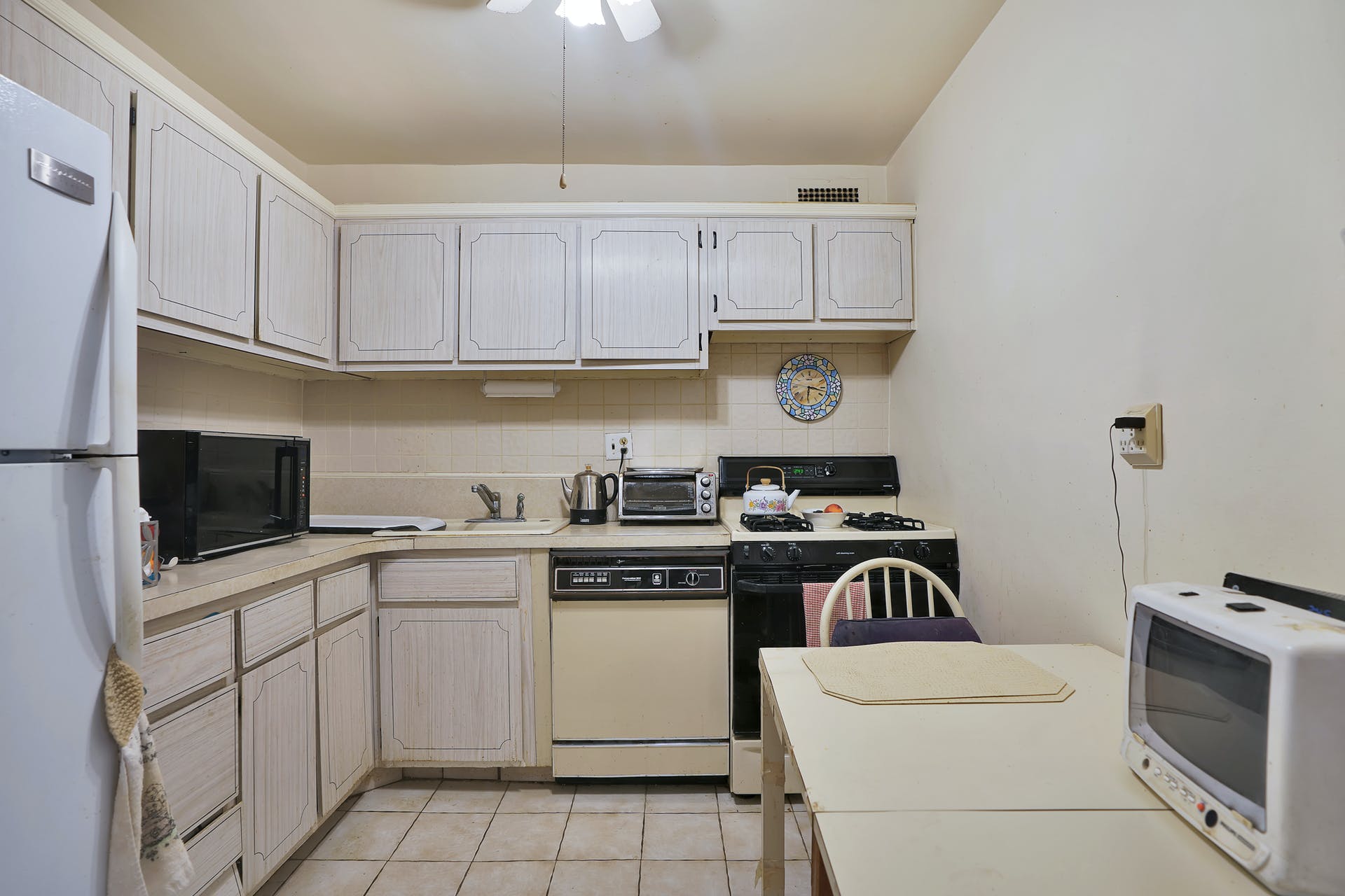 2100 Linwood Avenue #20C Mediterranean North