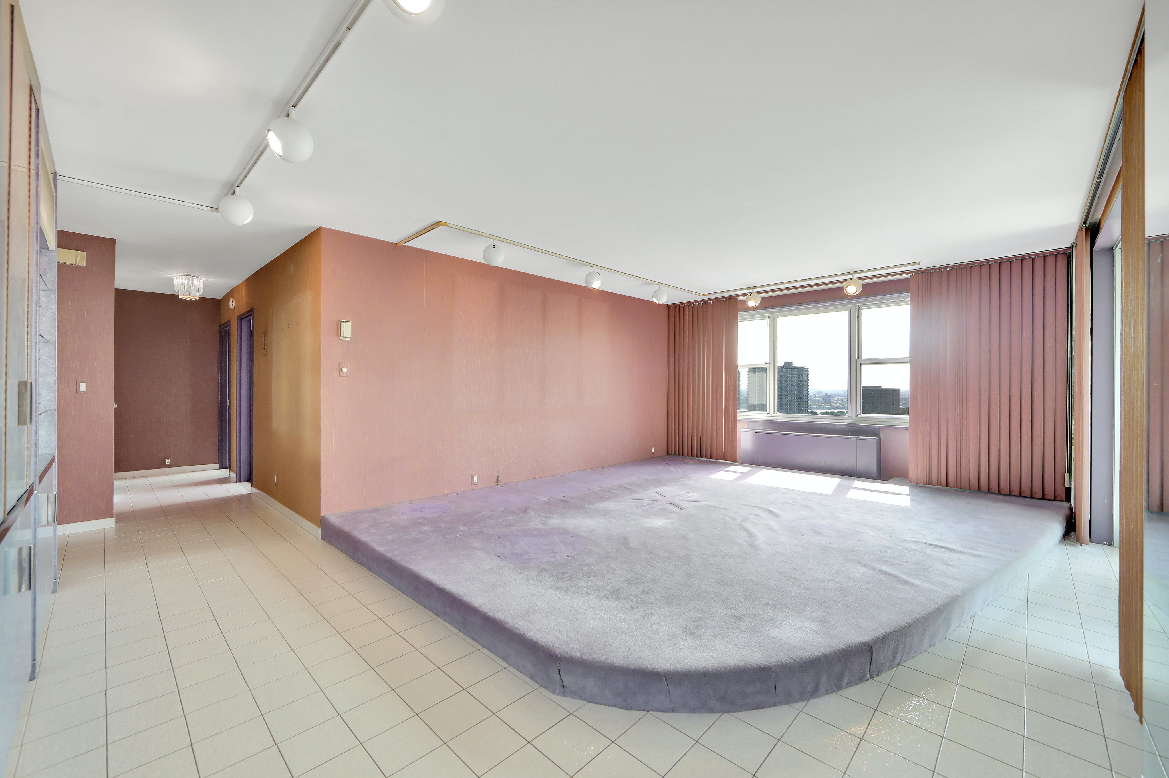 2000 Linwood Avenue #20K