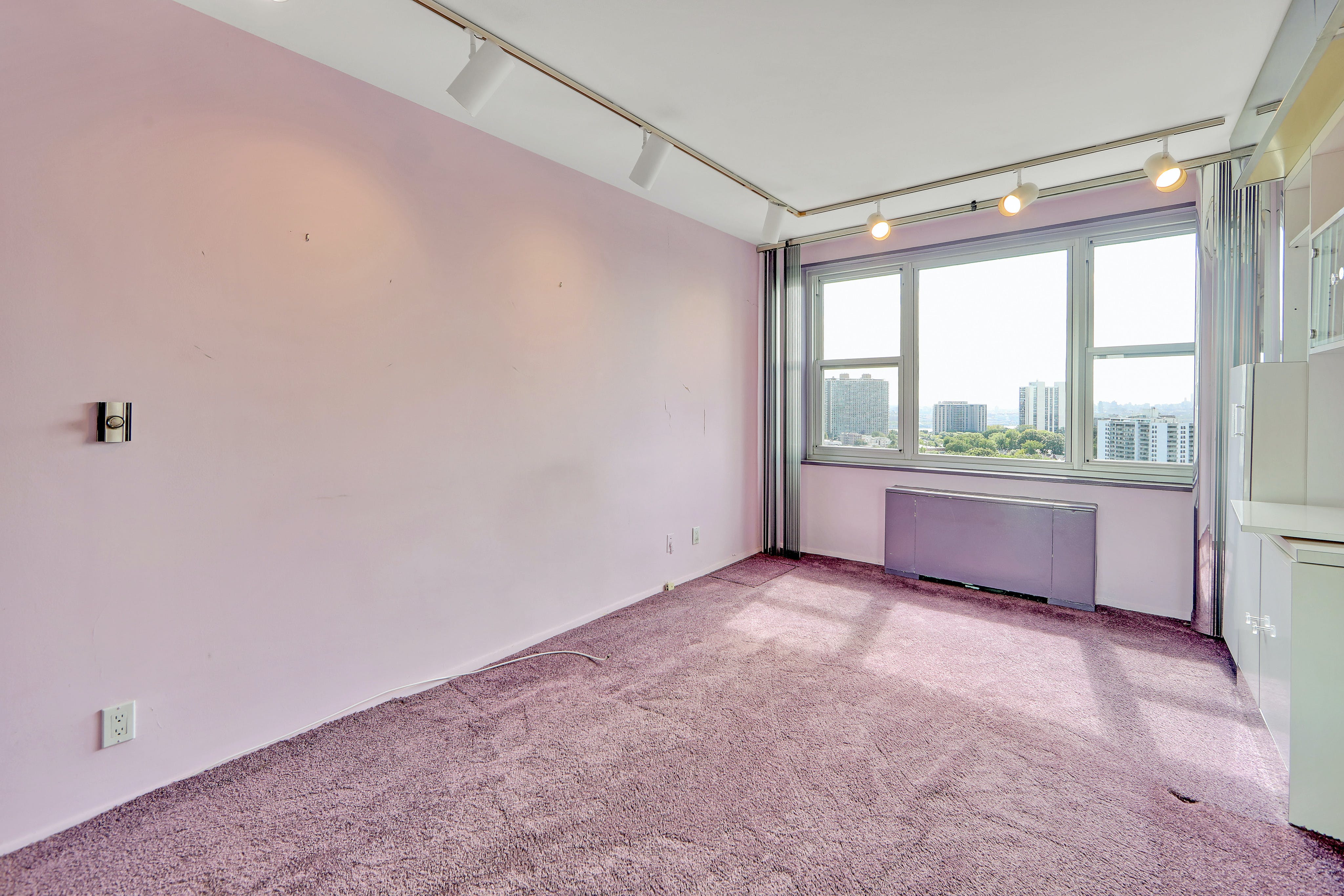 2000 Linwood Avenue #20K