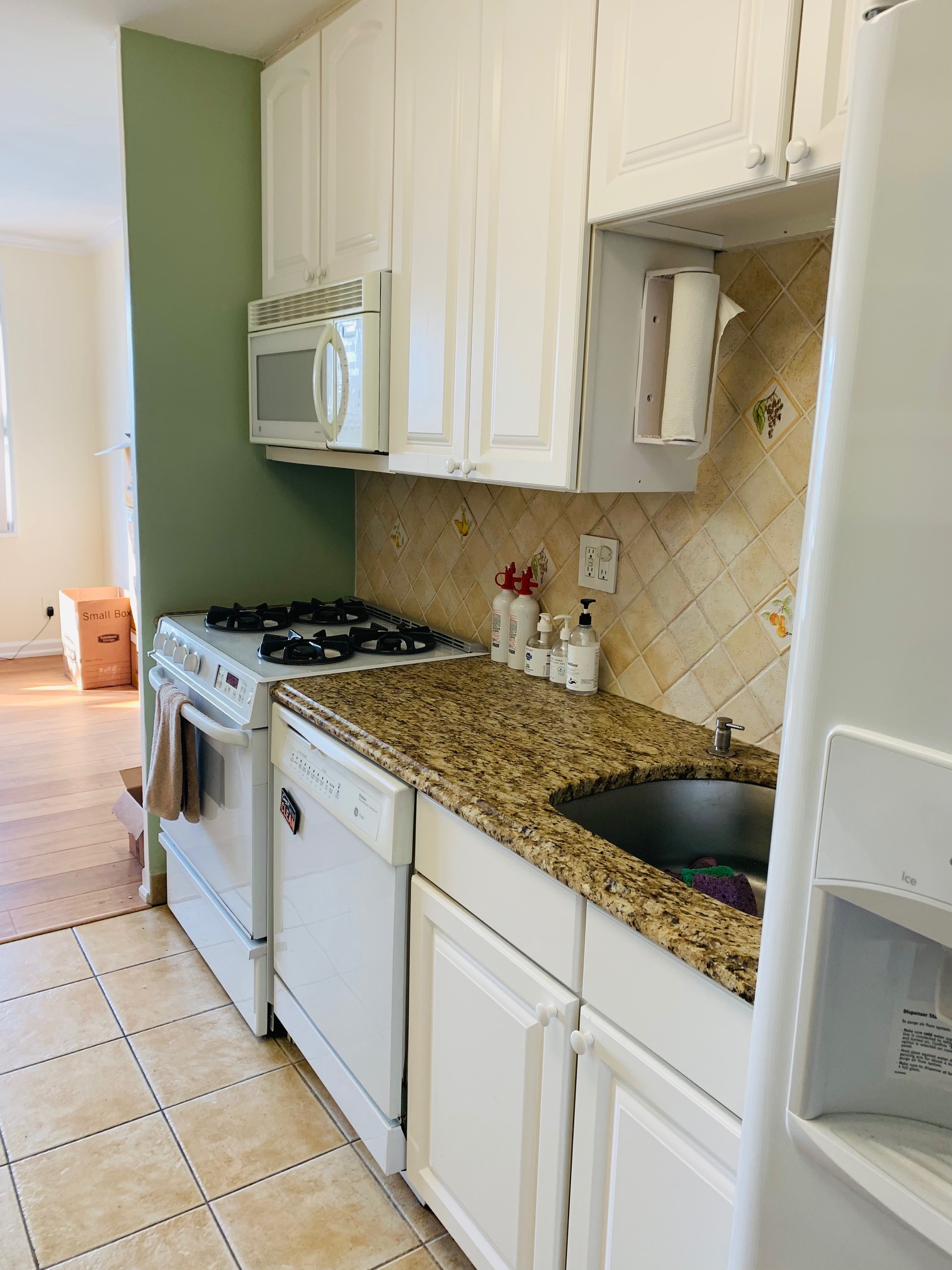 2000 Linwood Avenue #6V