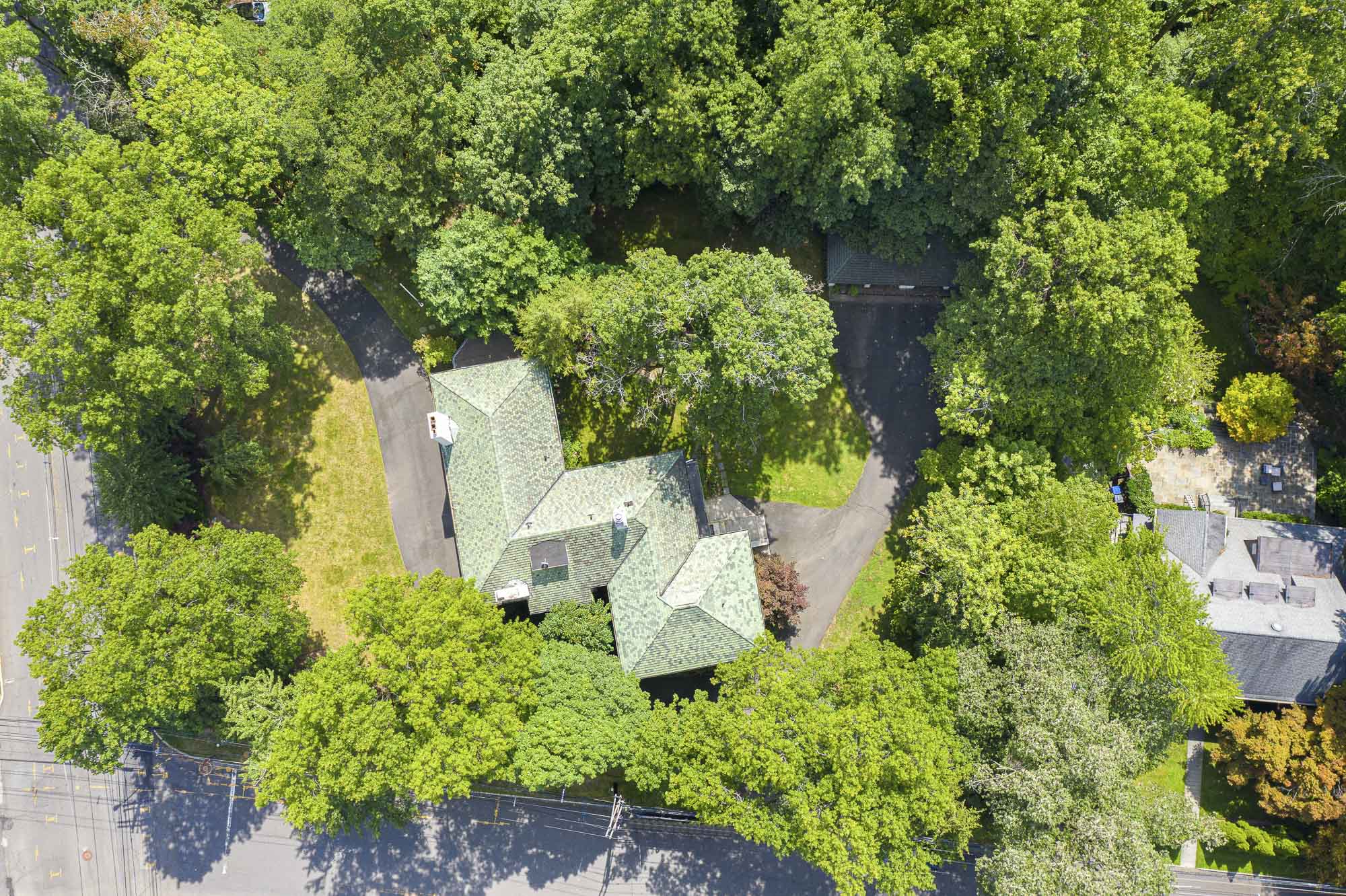 256 Lydecker St