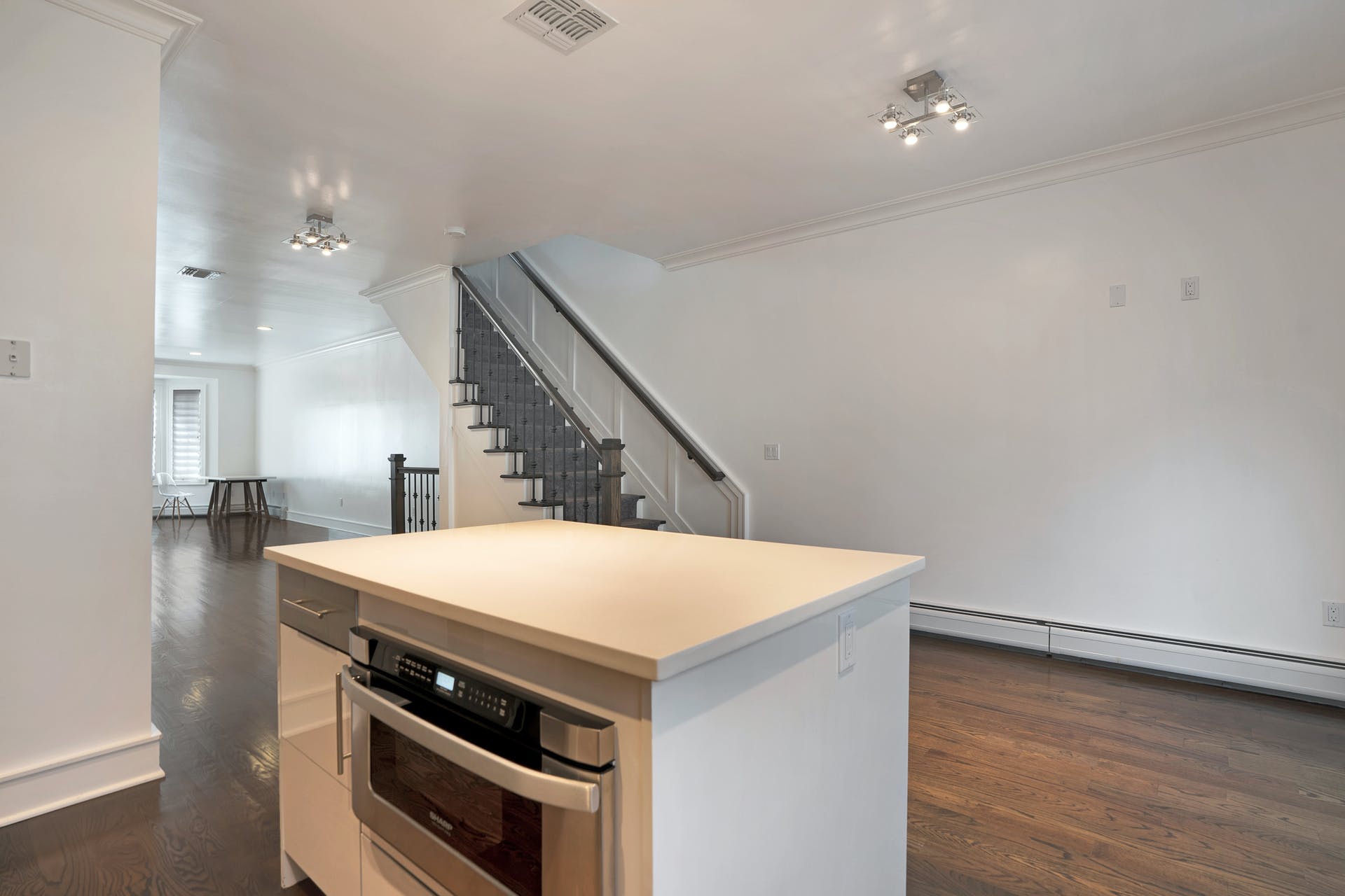 1538 River Rd. Apt 6