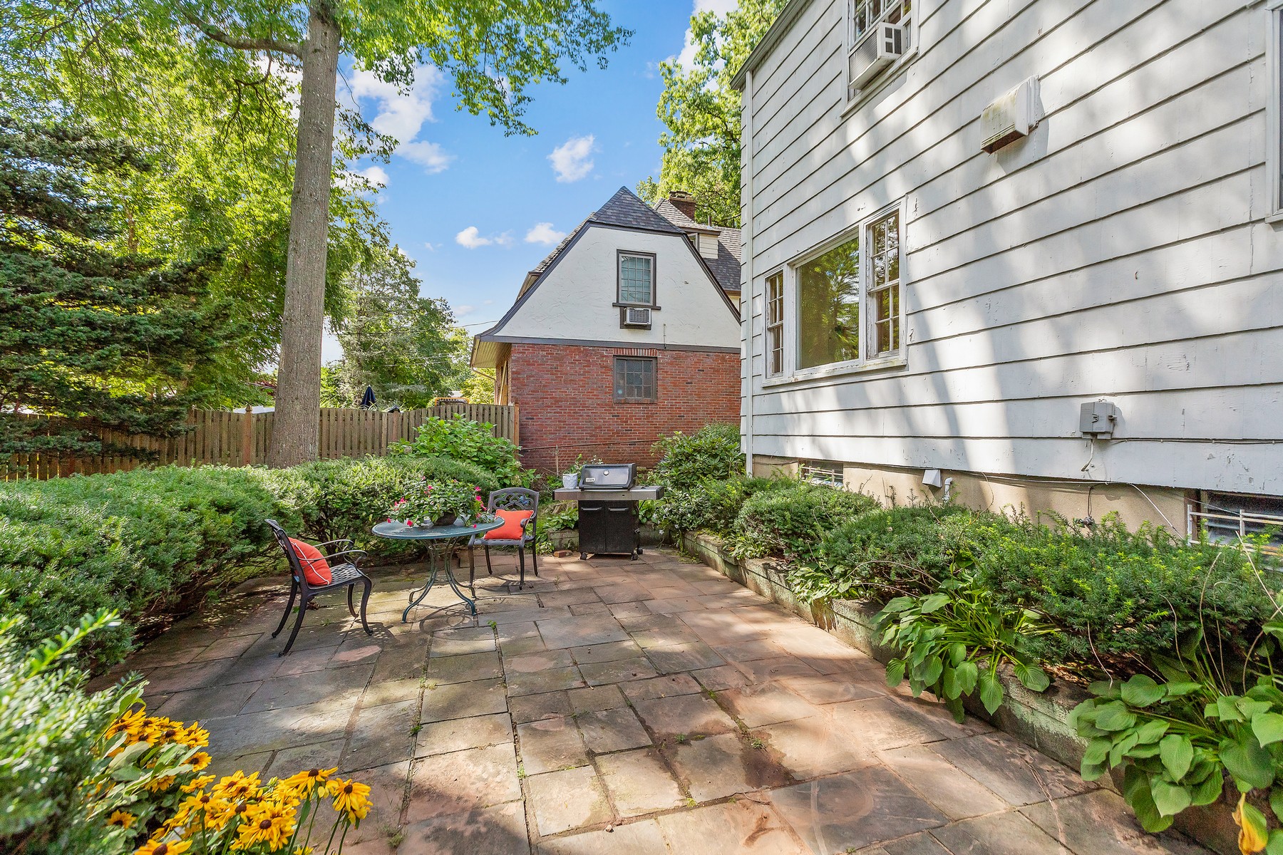 11 Marquette Road