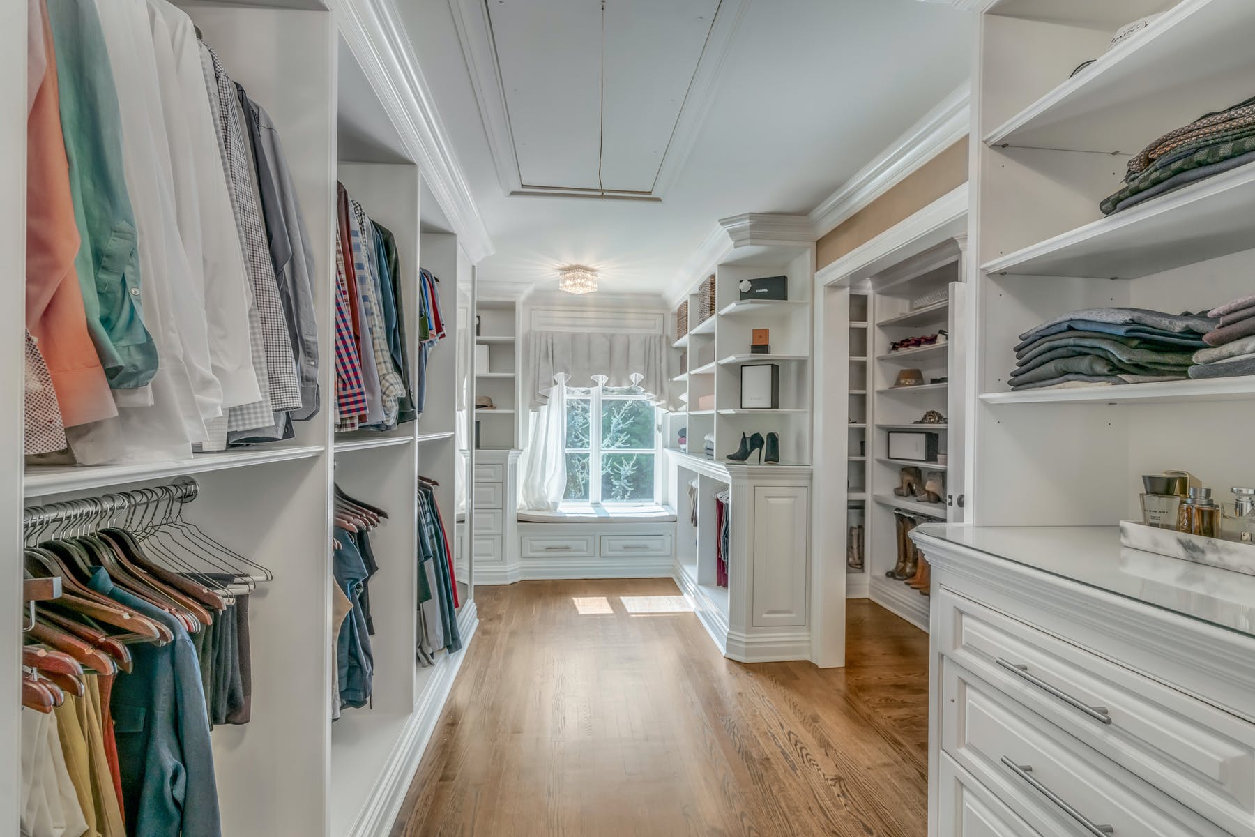 33 W Church Rd