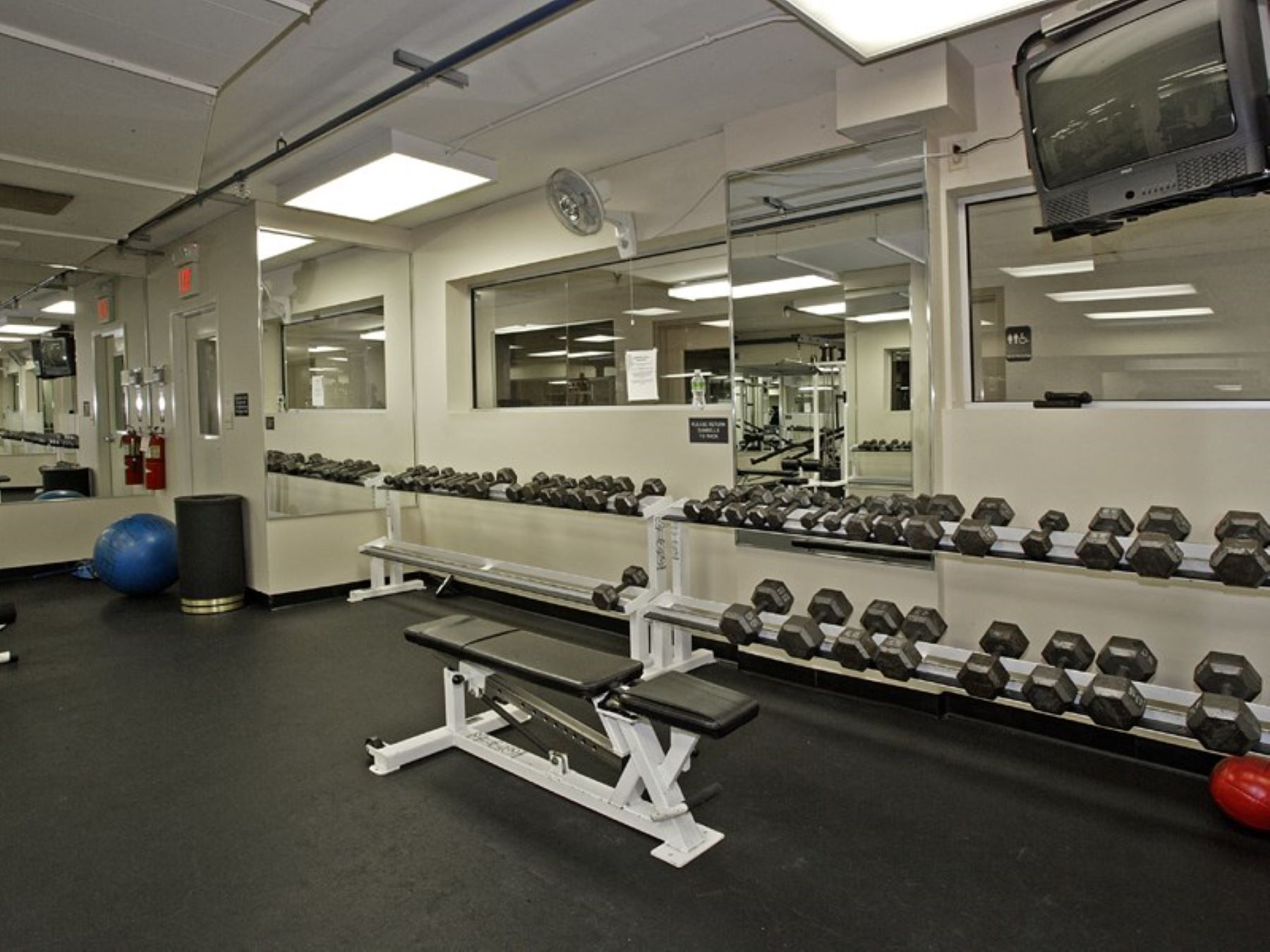 555 NORTH AVENUE #25L Mediterranean - W