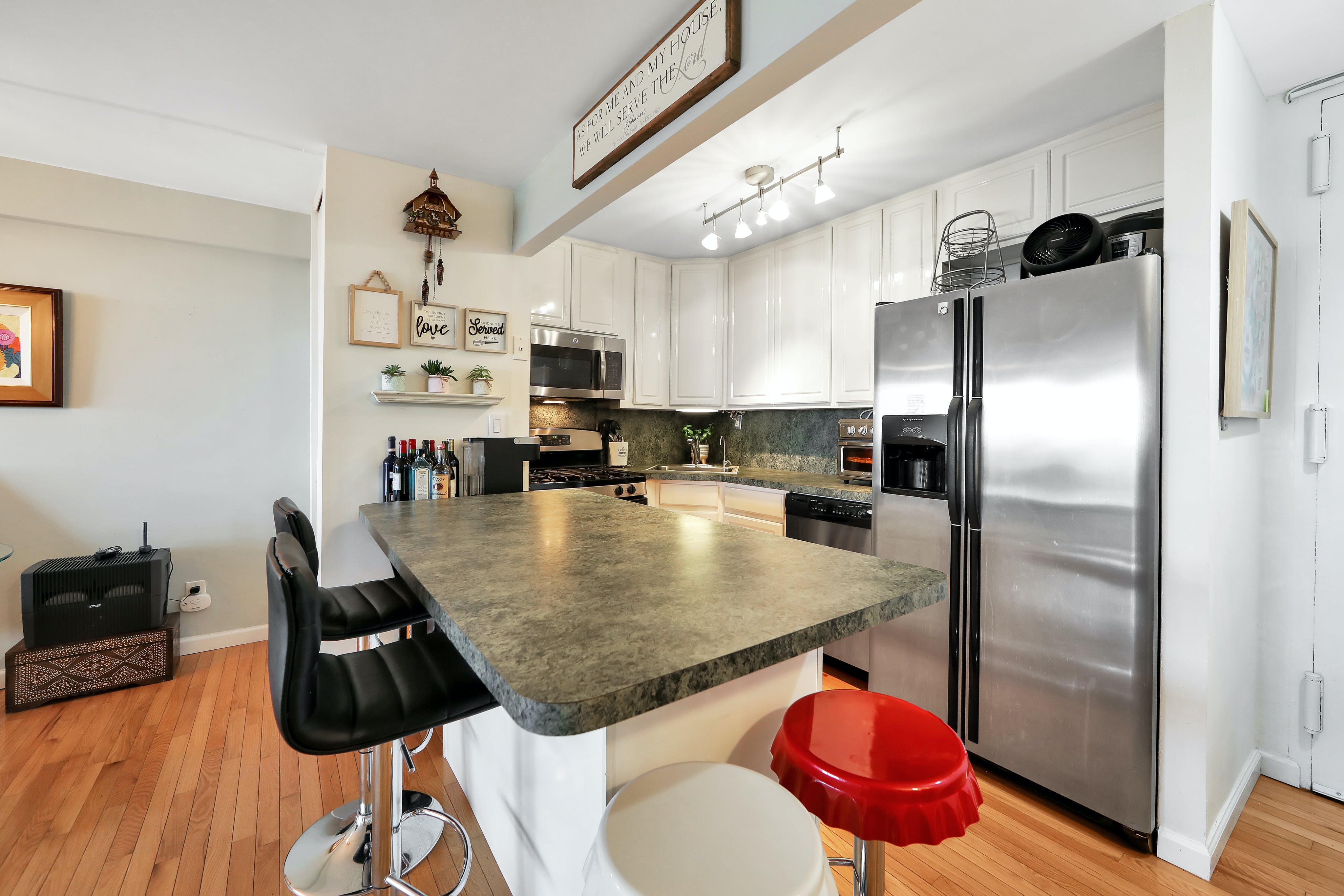 555 NORTH AVENUE #25L Mediterranean - W