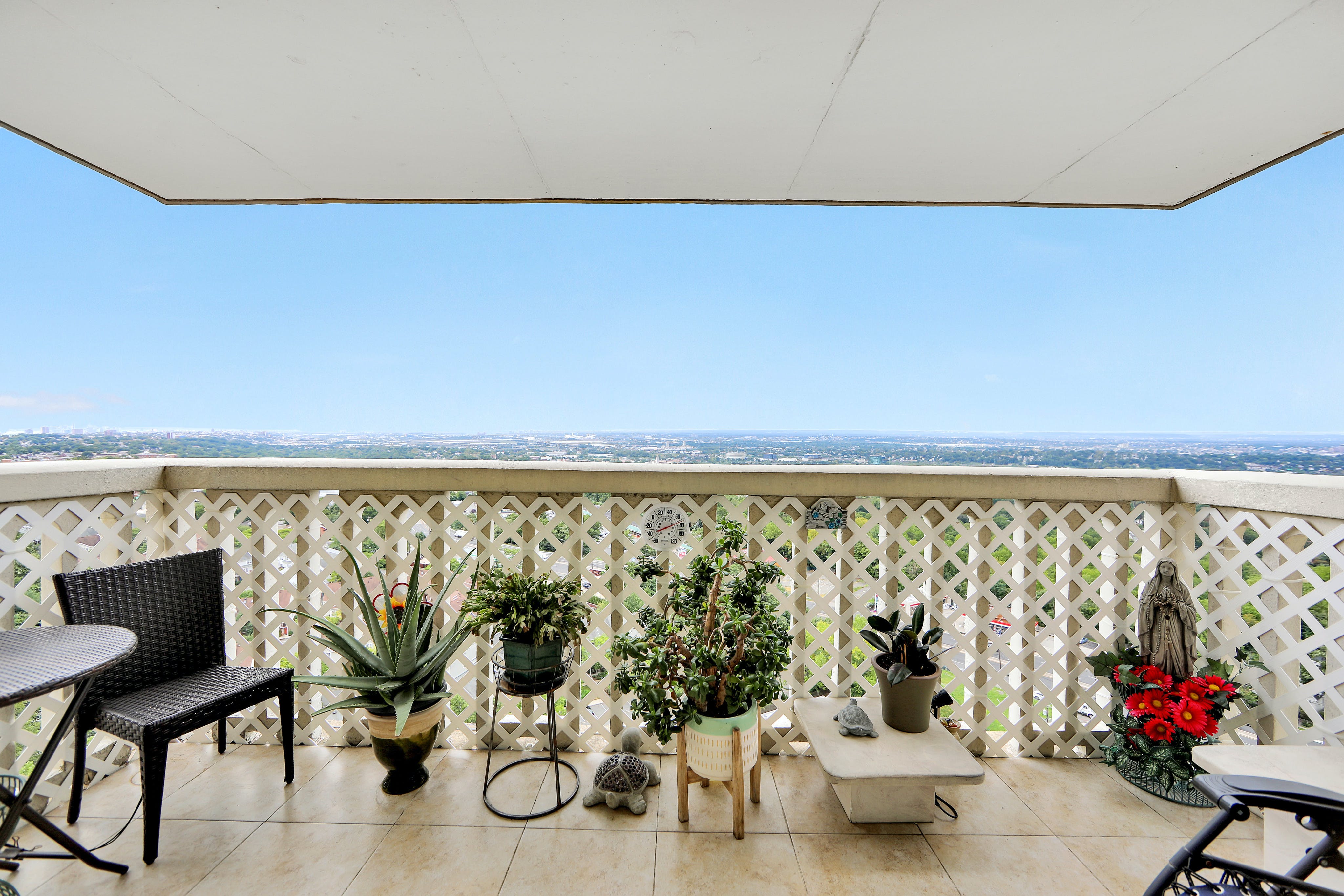 555 NORTH AVENUE #25L Mediterranean - W