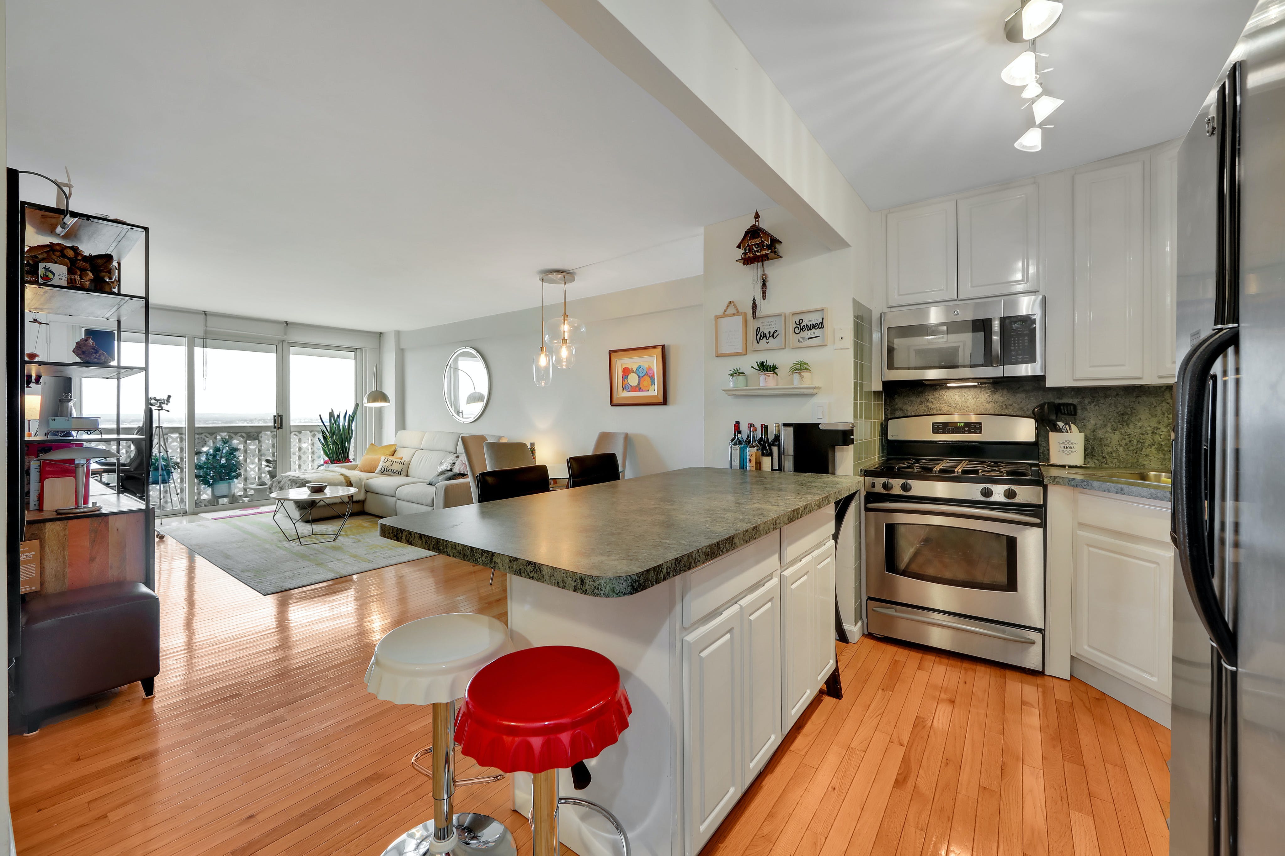 555 NORTH AVENUE #25L Mediterranean - W