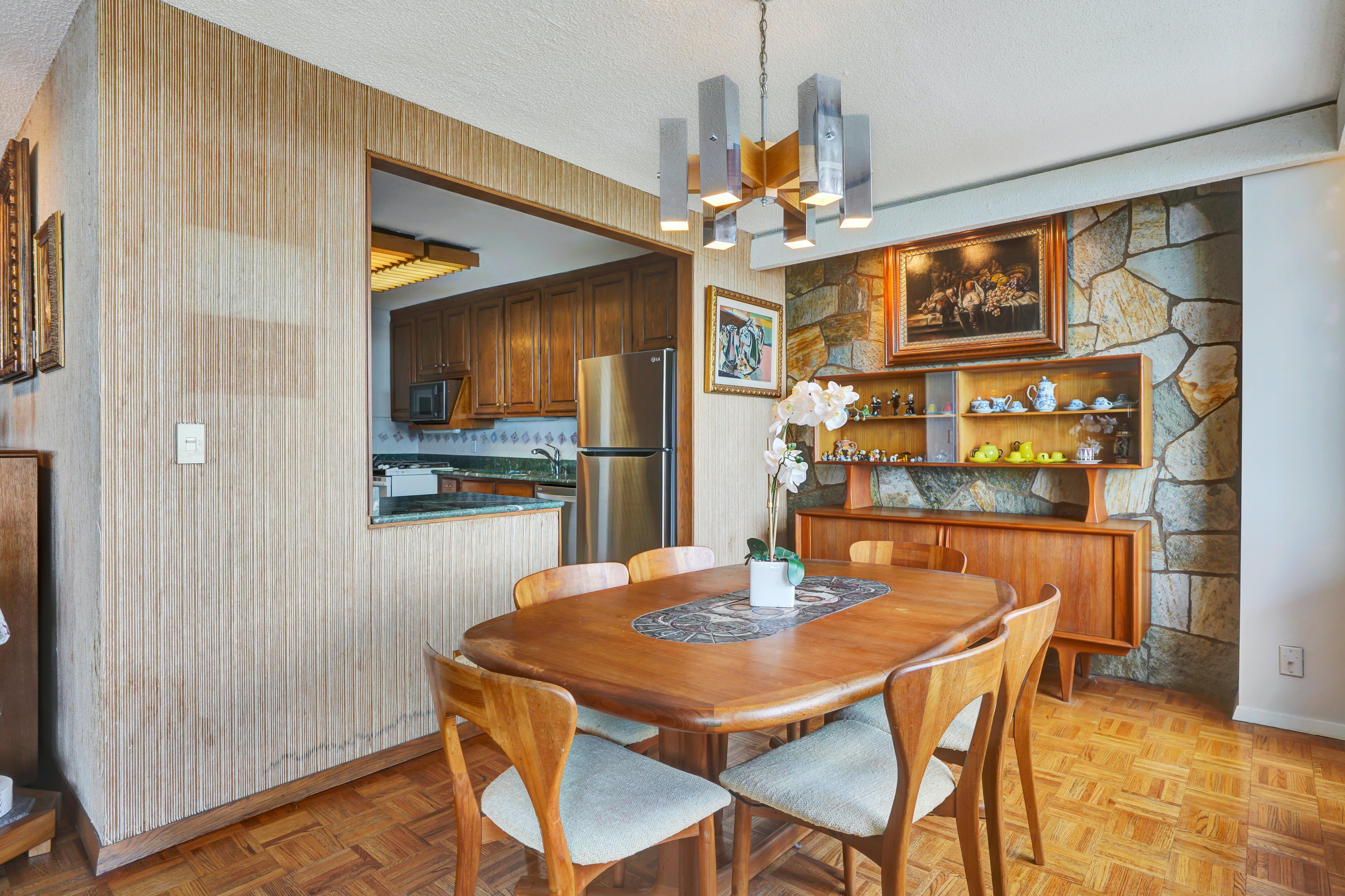 1600 Parker Avenue # 5/6E Century Tower
