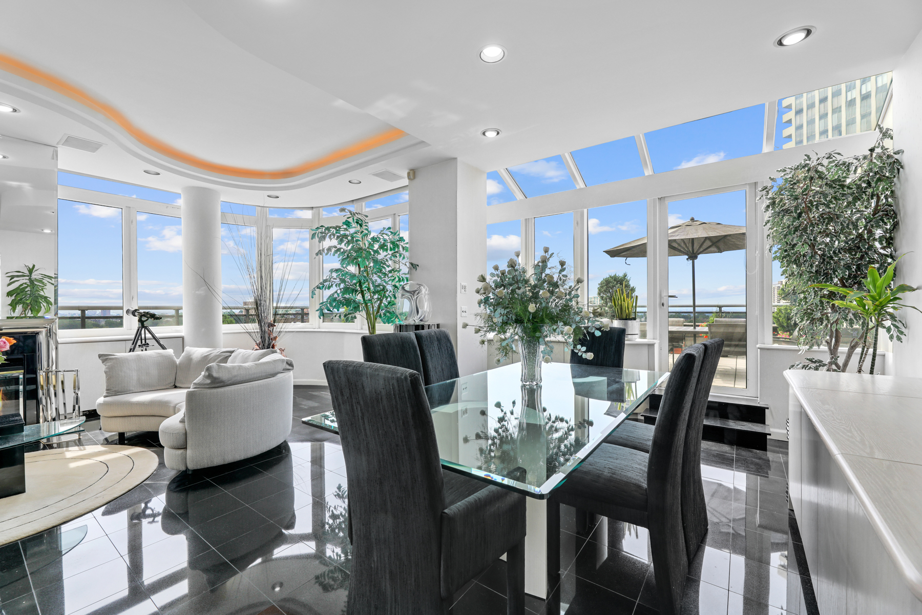 100 Carlyle Drive PH-CS