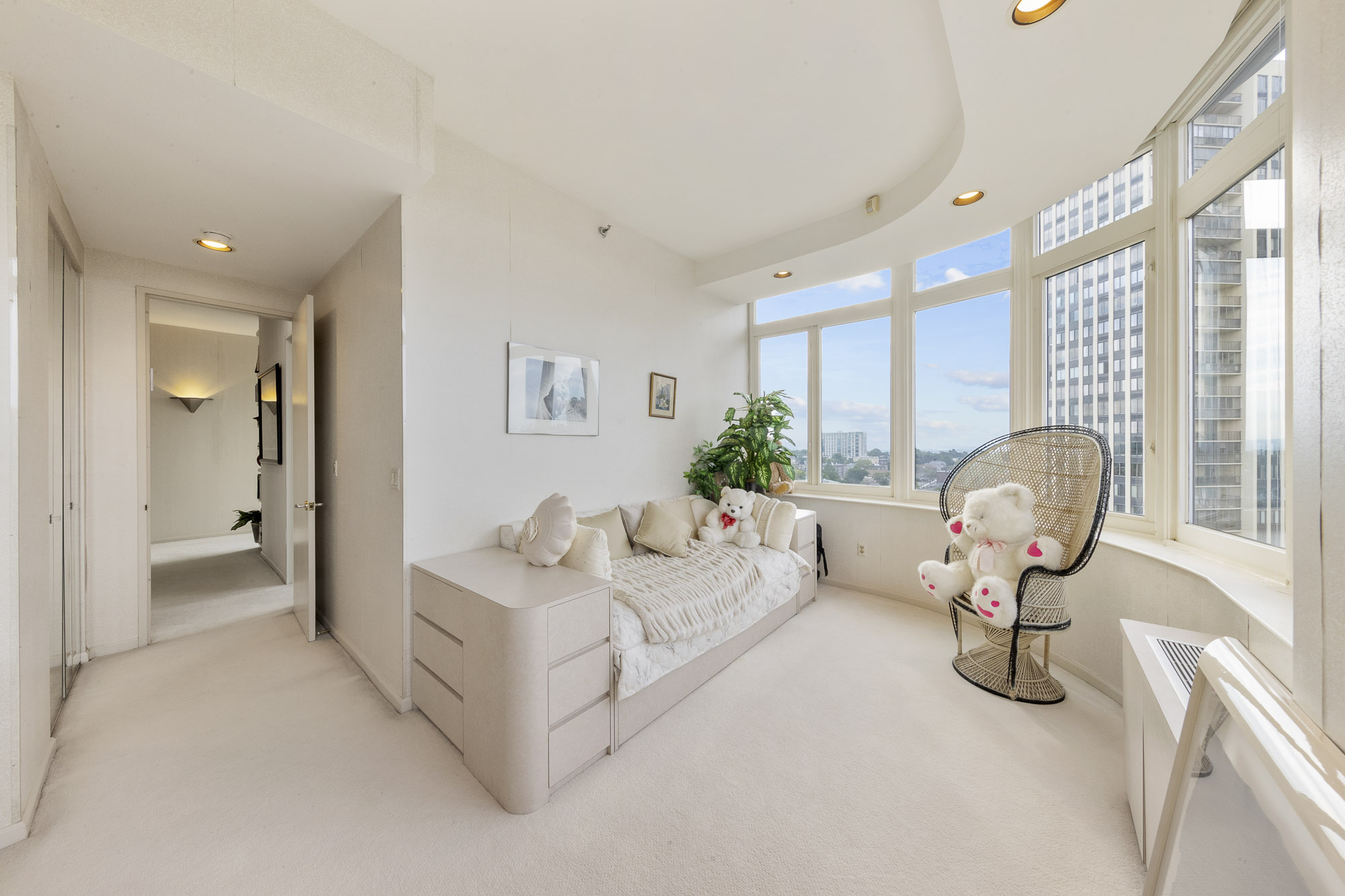 100 Carlyle Drive PH-CS