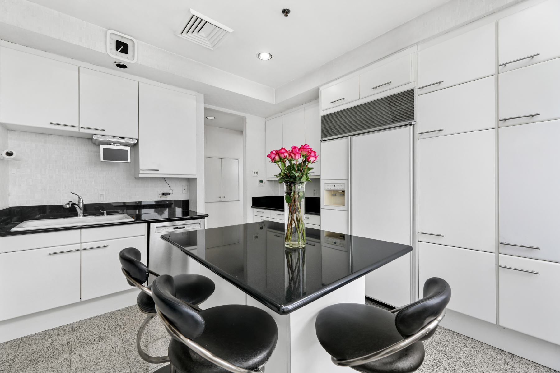 100 Carlyle Drive PH-CS