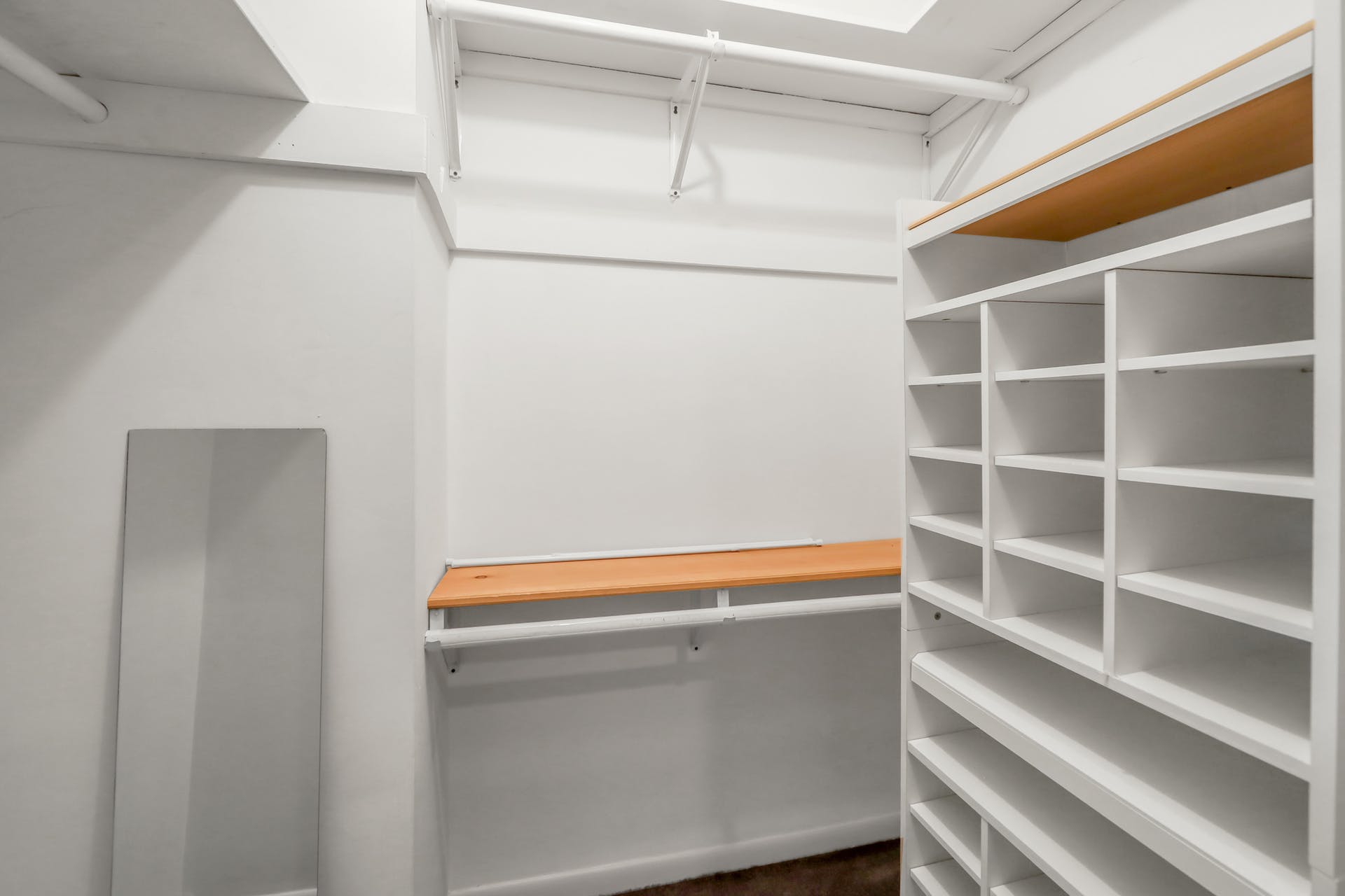 52 Dwight Pl A