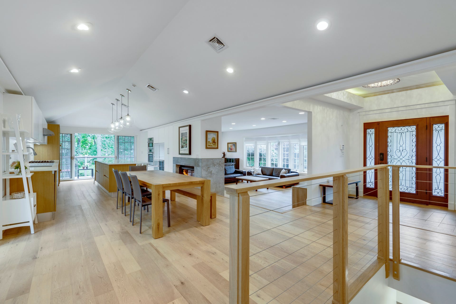 115 Creston Ave