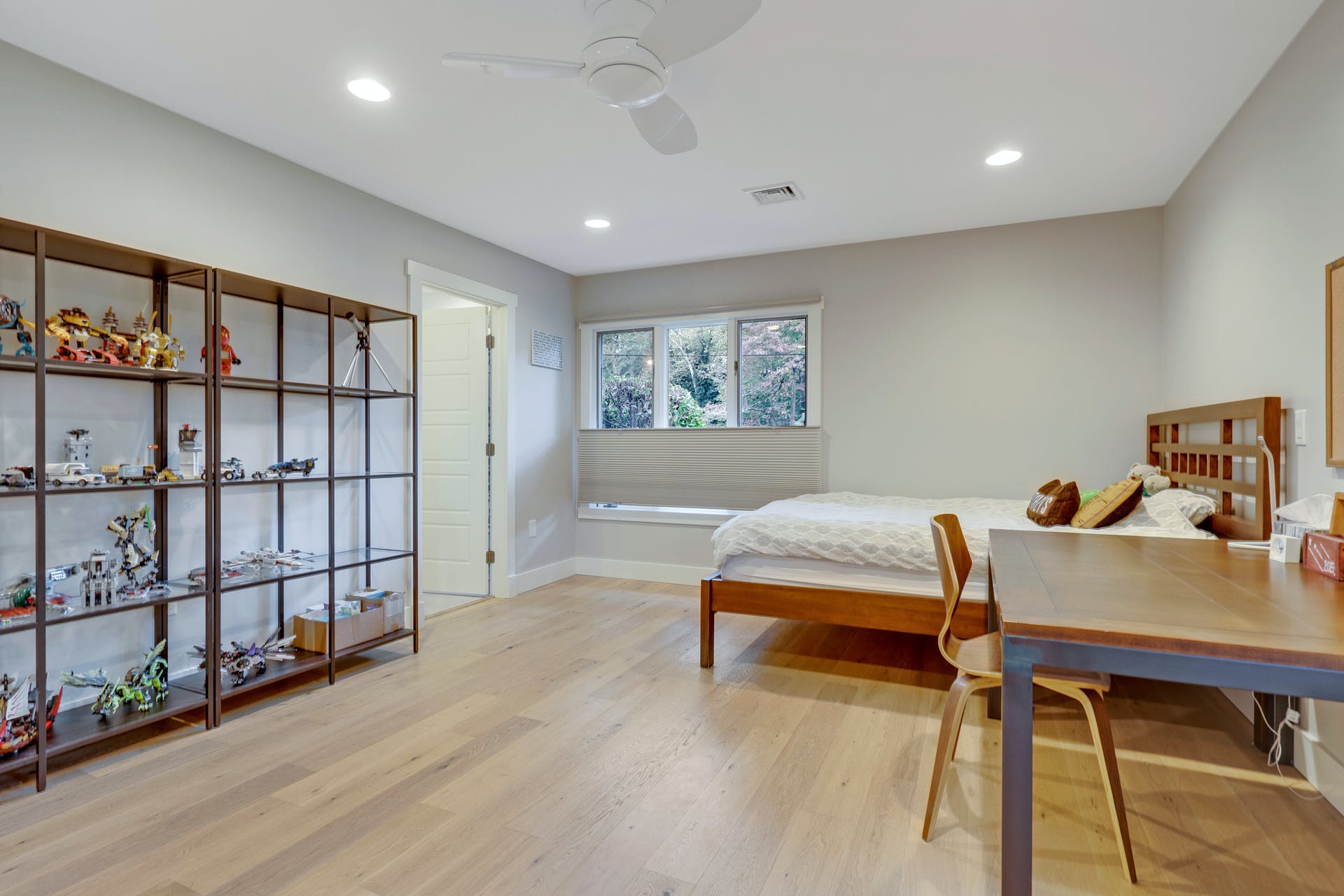 115 Creston Ave