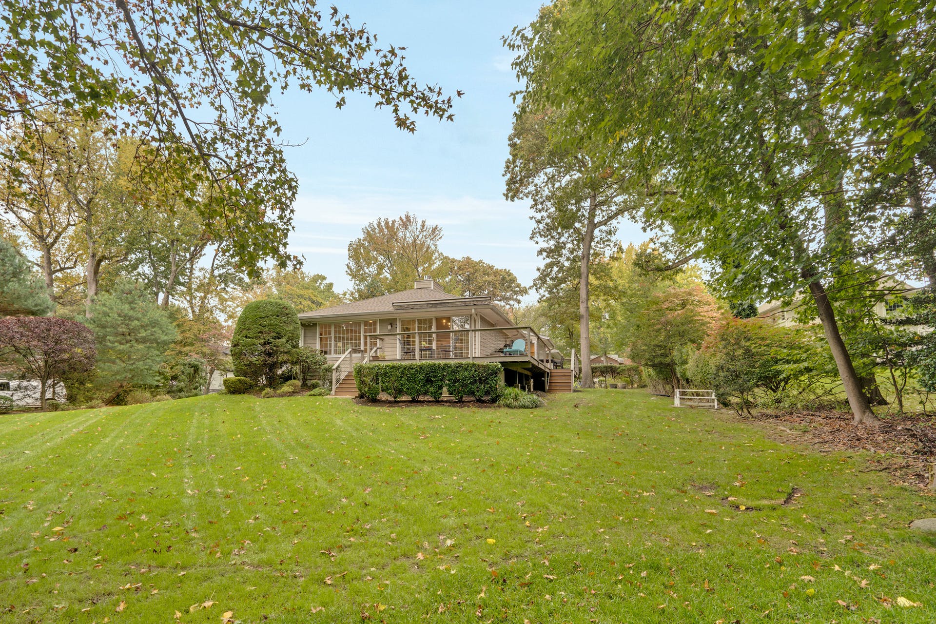 115 Creston Ave