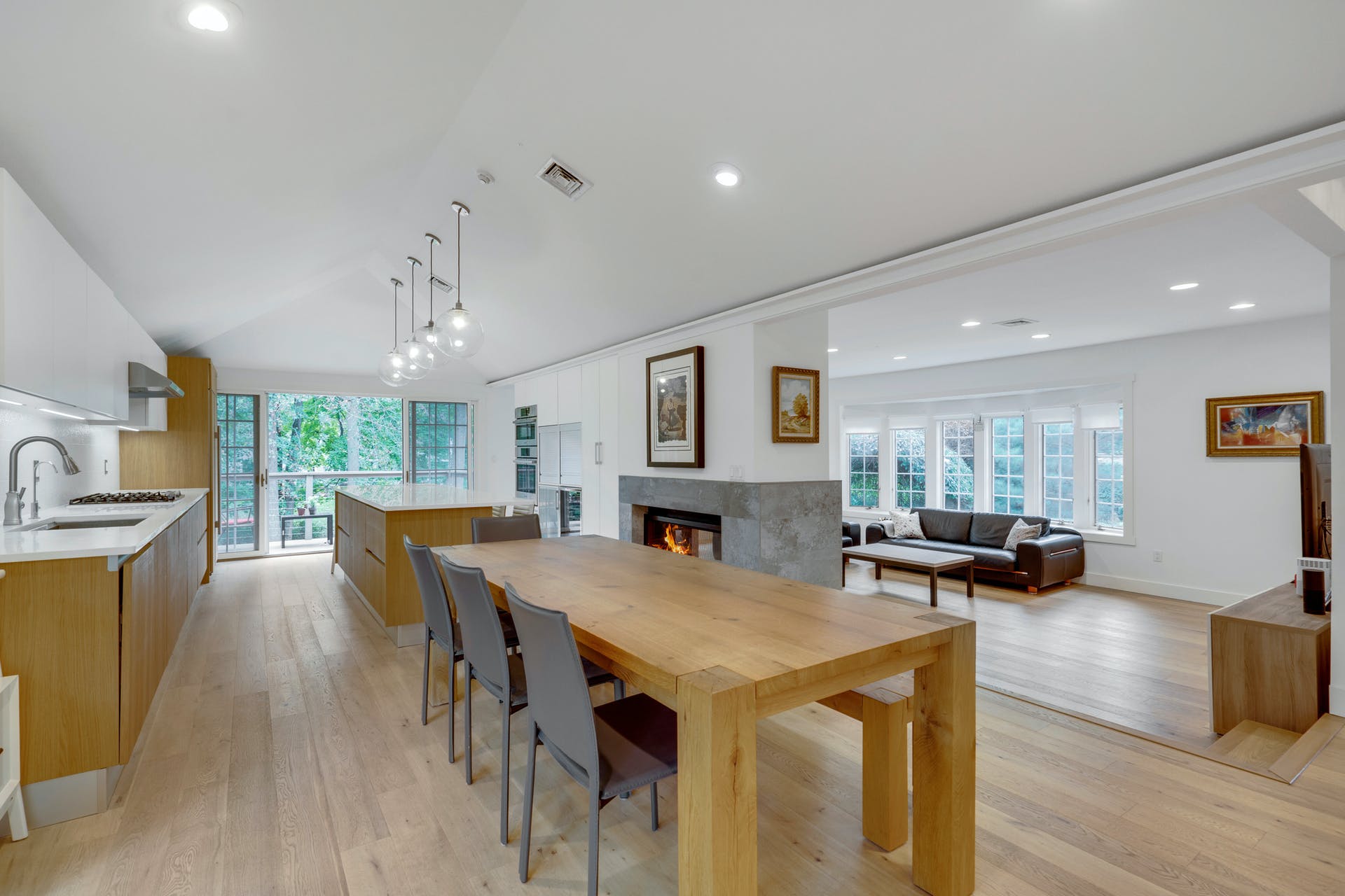 115 Creston Ave