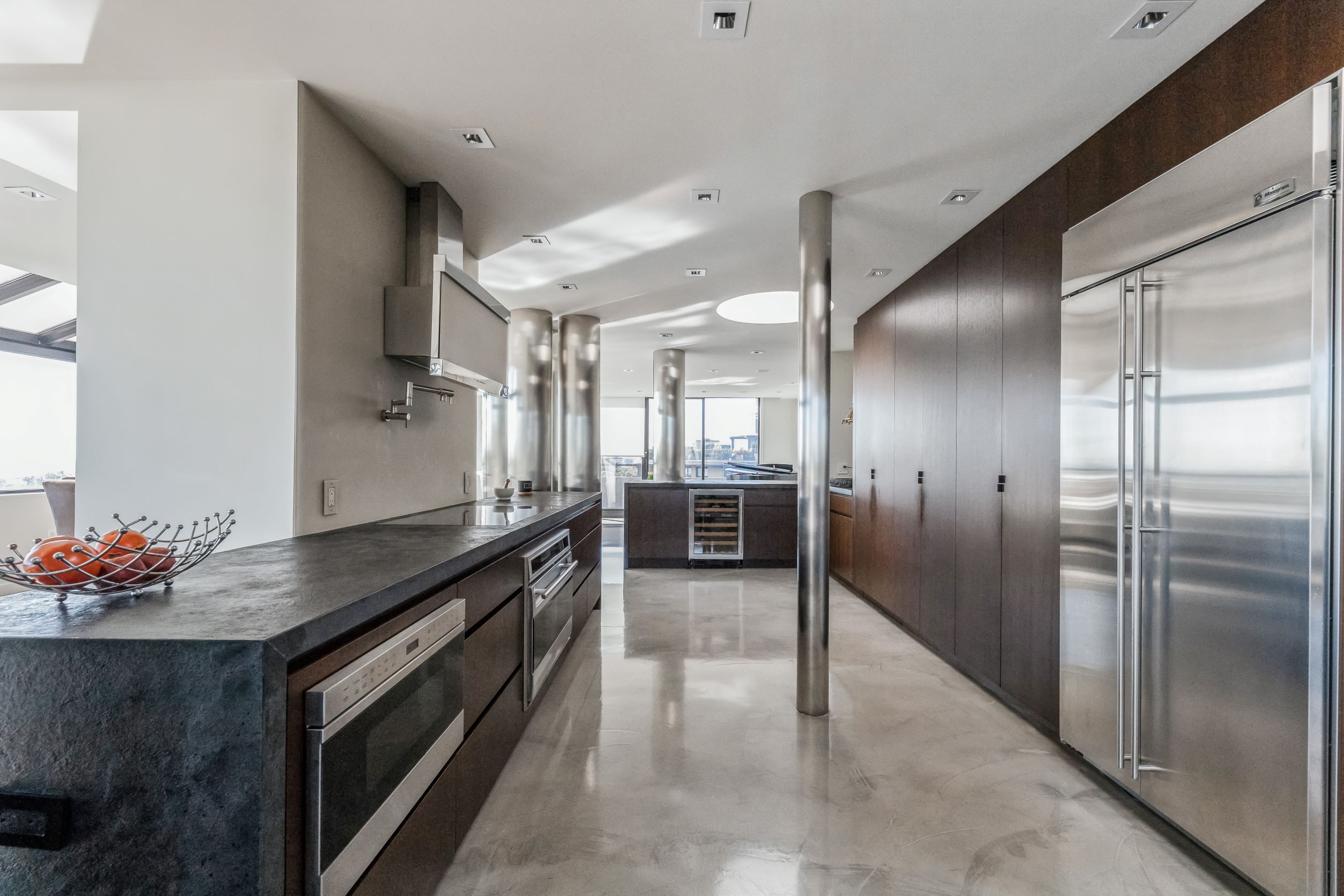 2500 Hudson Terrace 6N