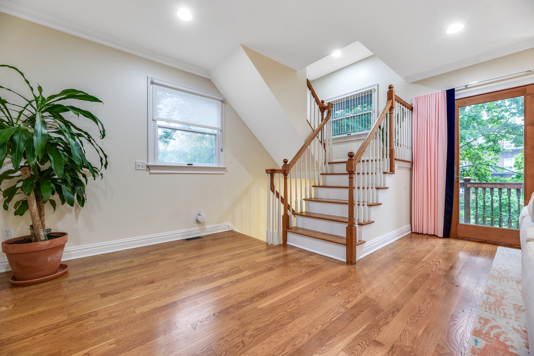 184 Bellevue Avenue Unit A