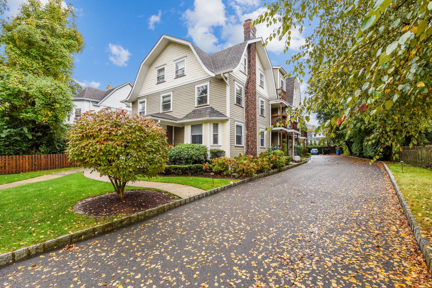 184 Bellevue Avenue Unit A