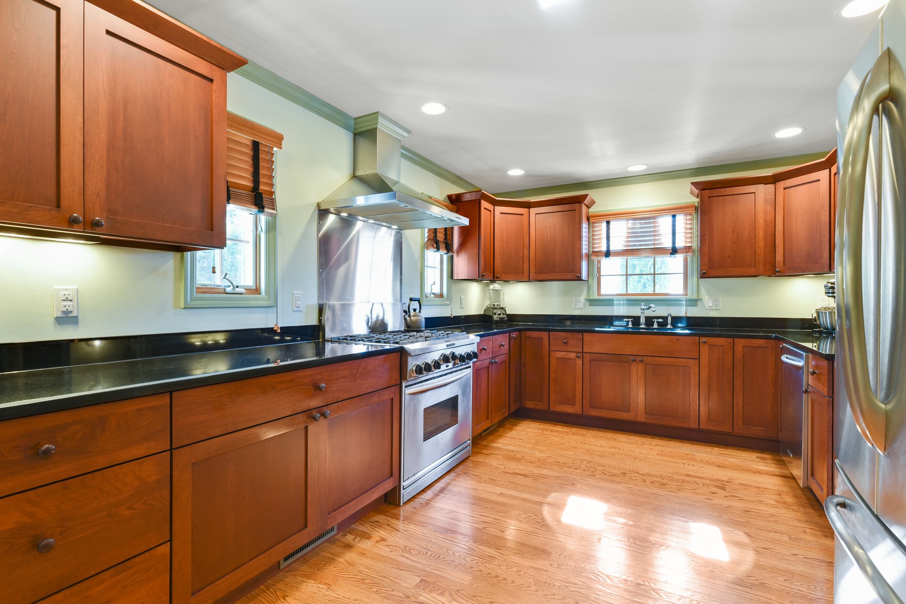 1 Lakewood Avenue