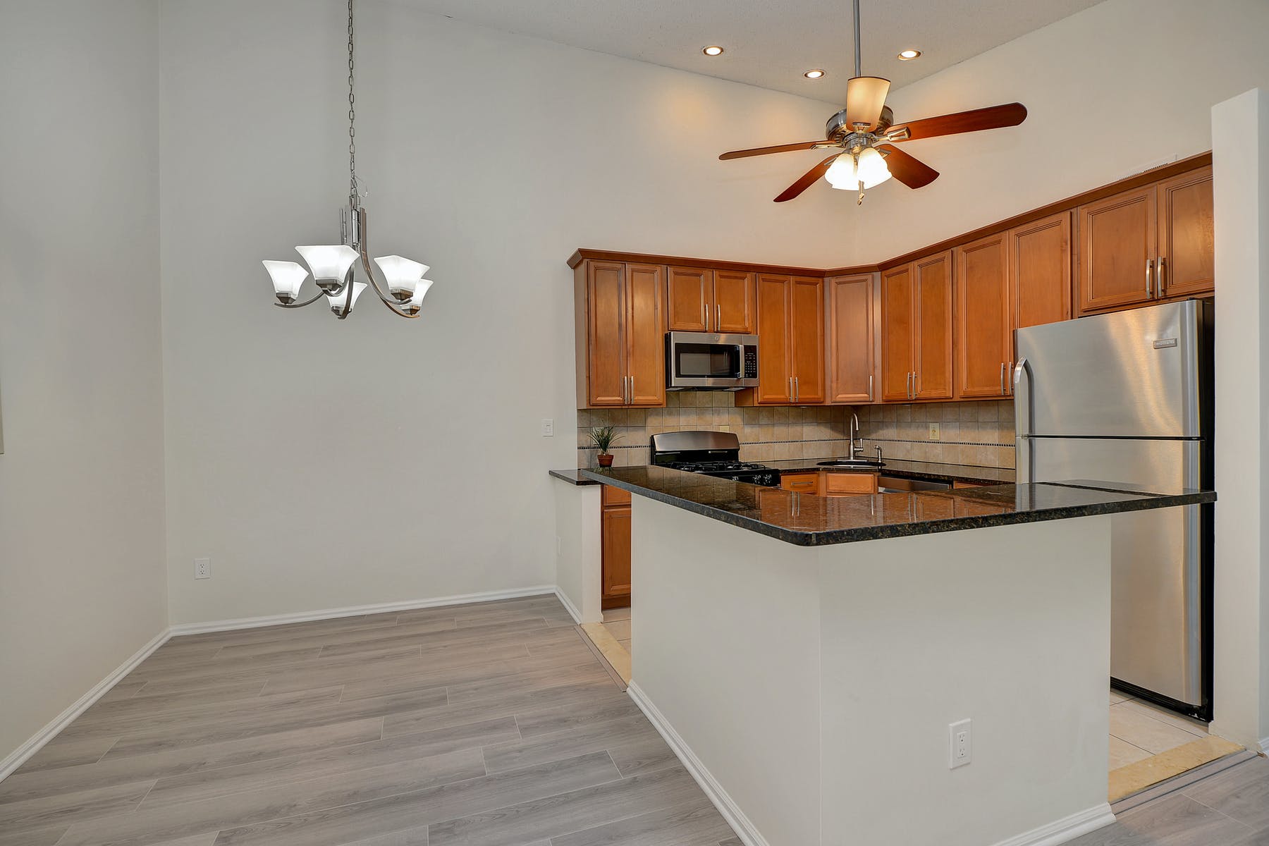 581 Holly Ct