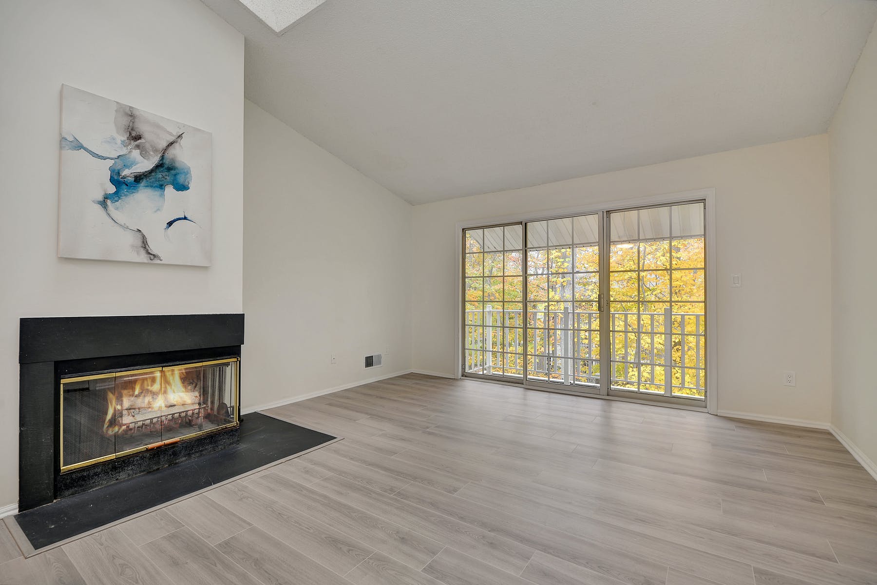 581 Holly Ct