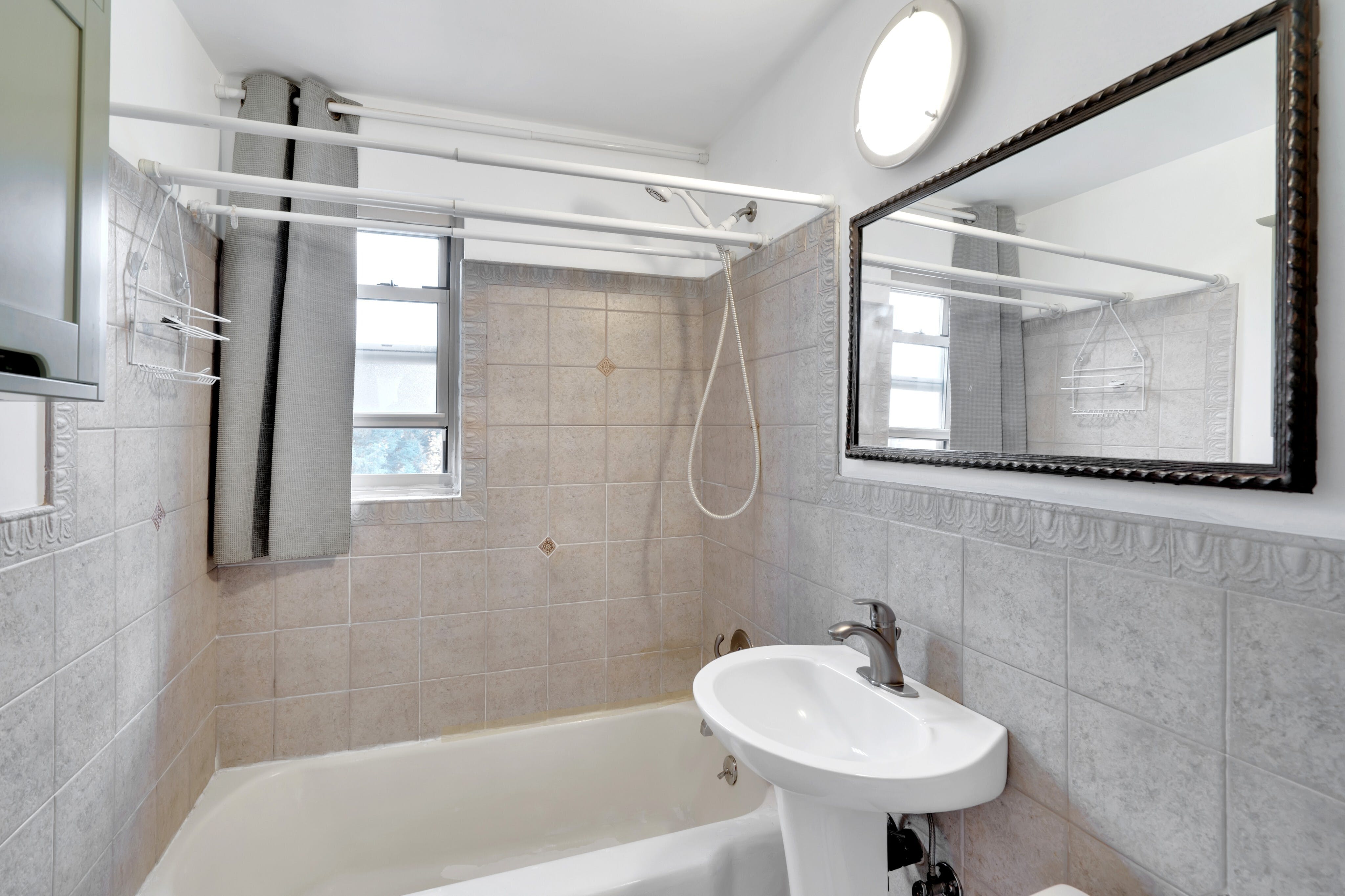 1267 Anderson Avenue #12