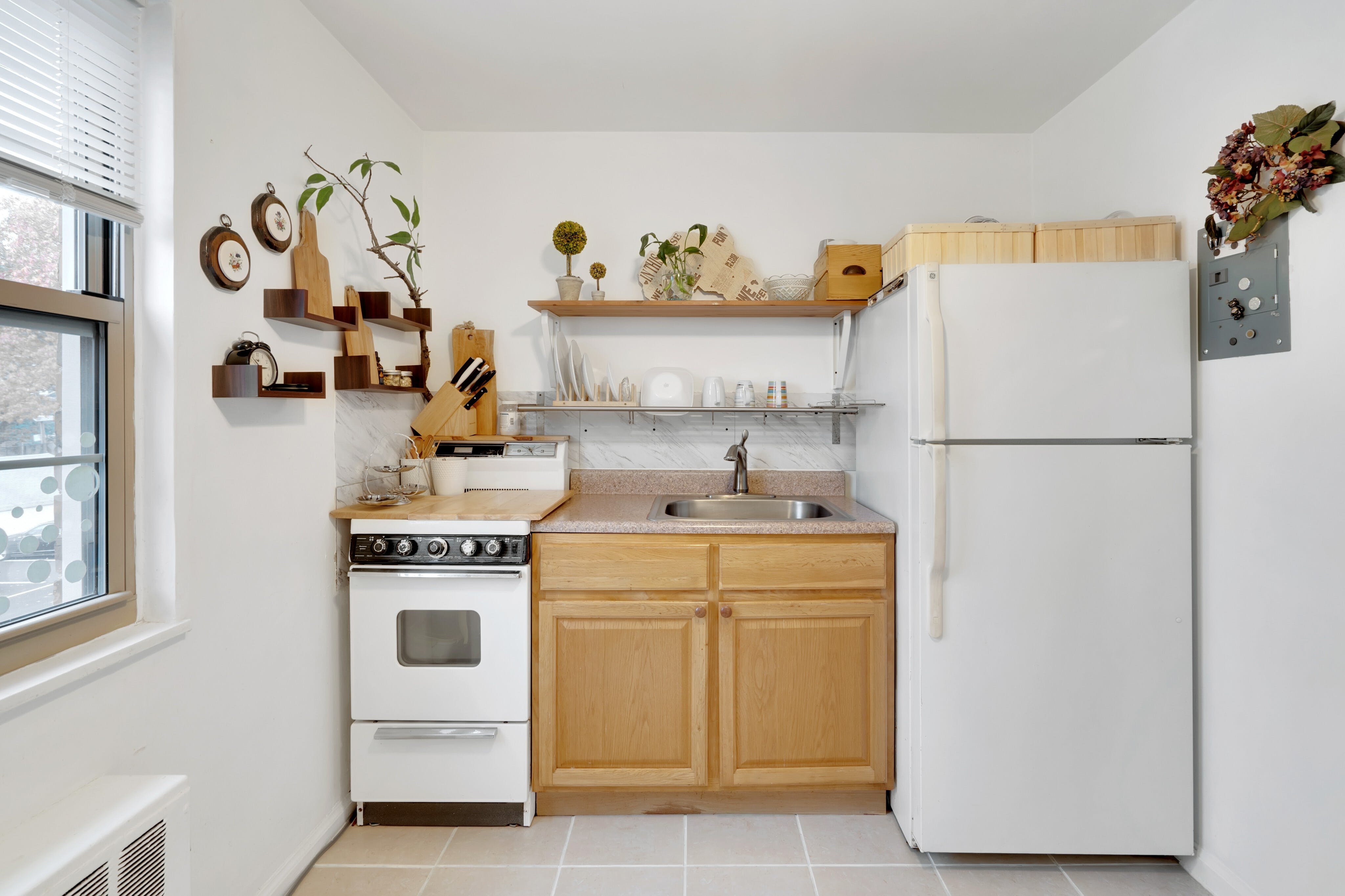 1267 Anderson Avenue #12