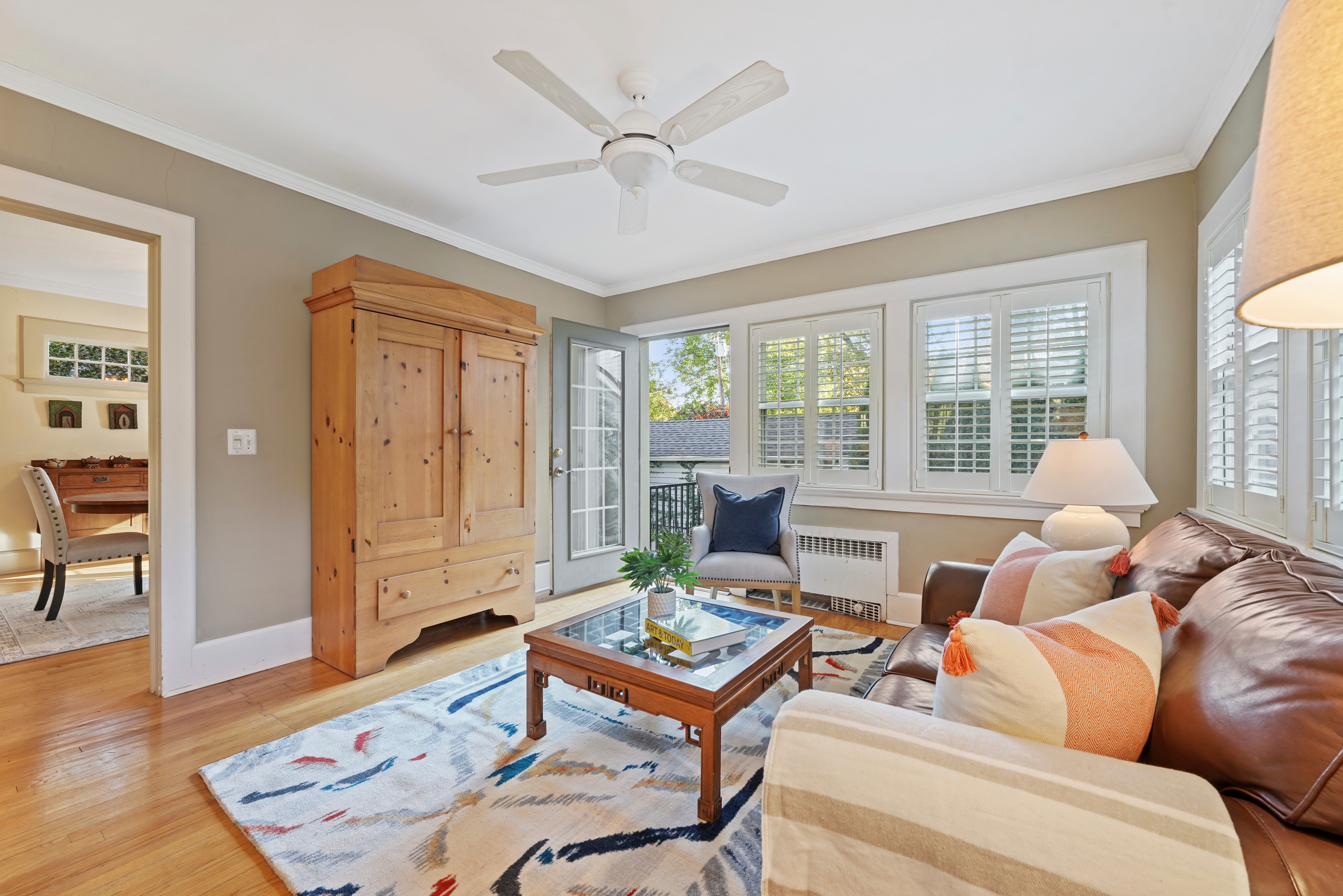 222 Fernwood Ave
