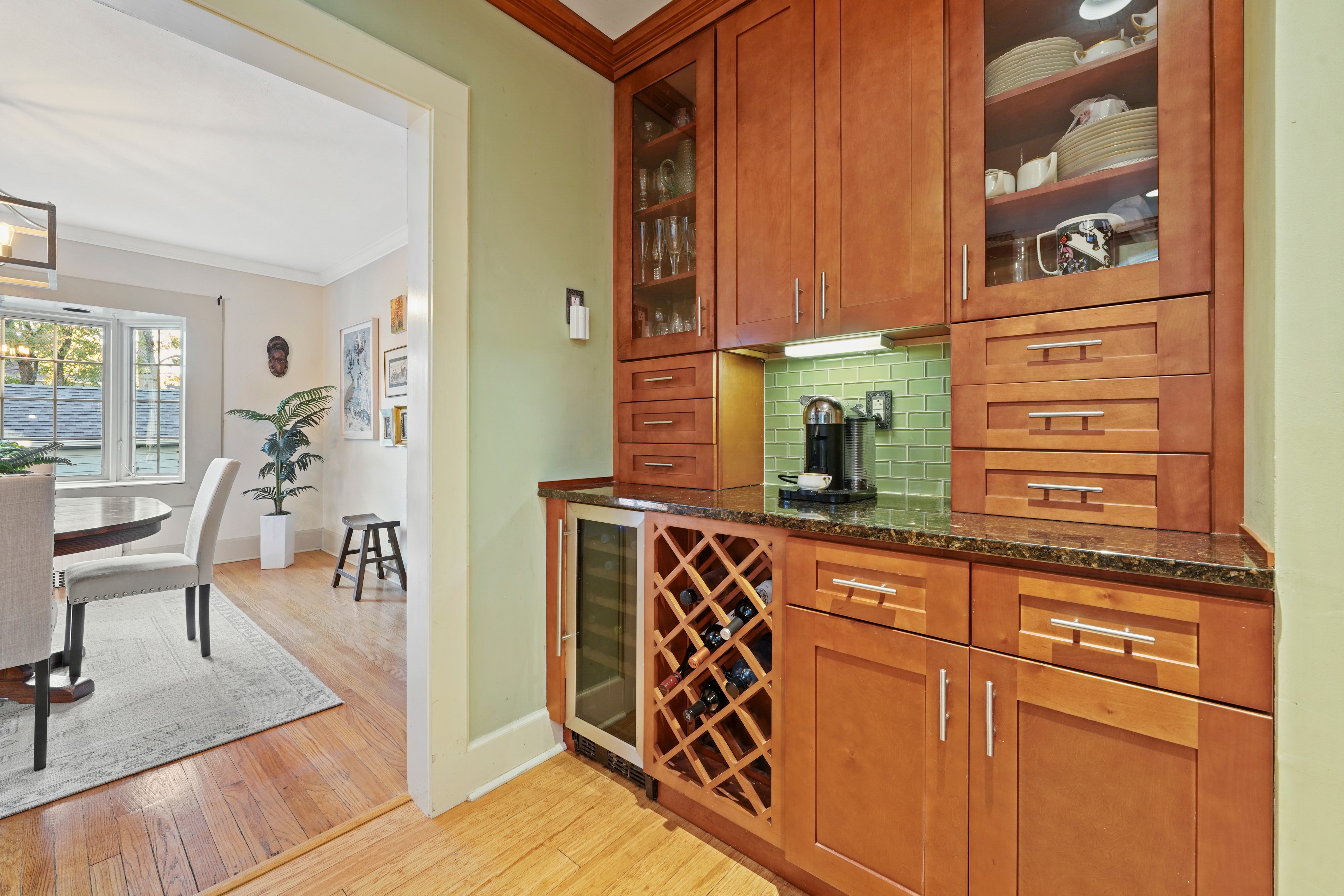 222 Fernwood Ave