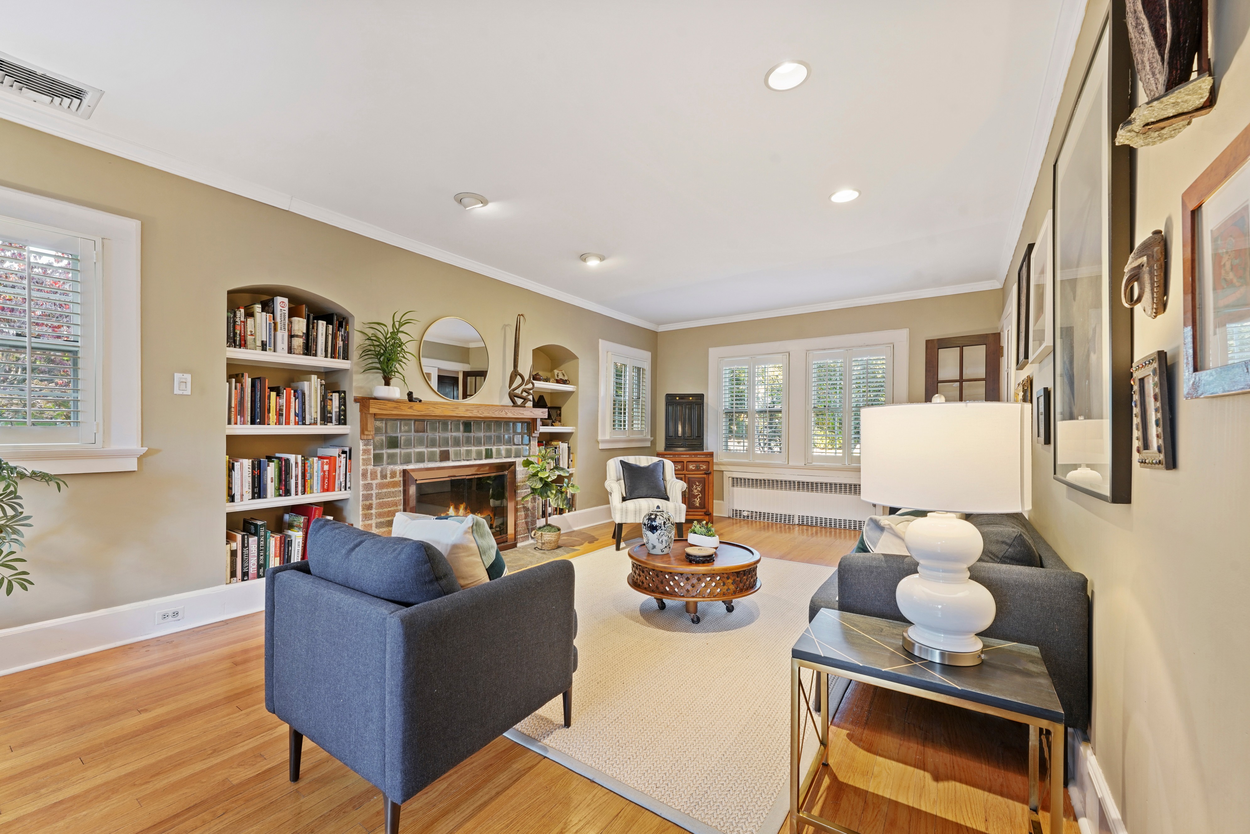 222 Fernwood Ave