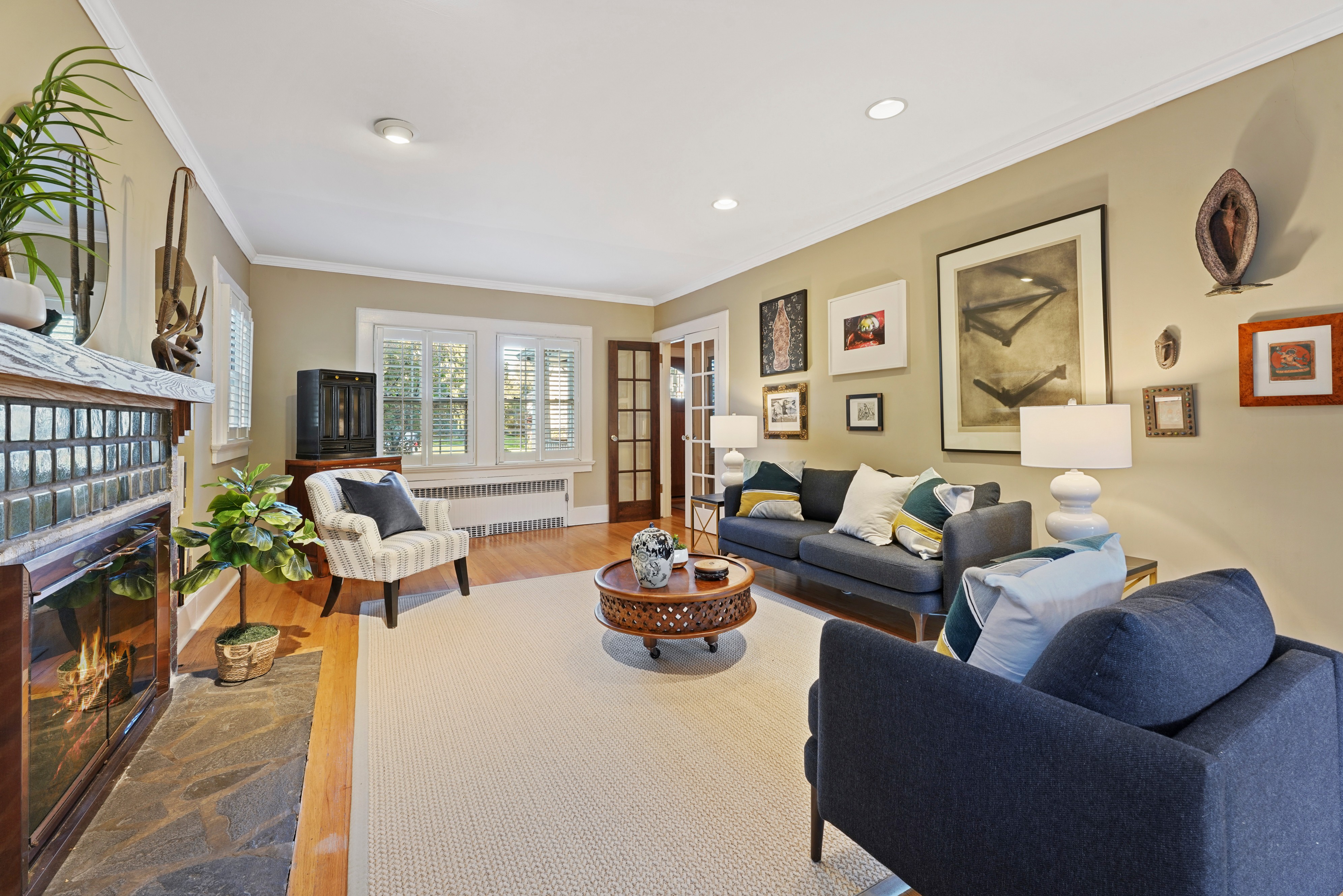 222 Fernwood Ave