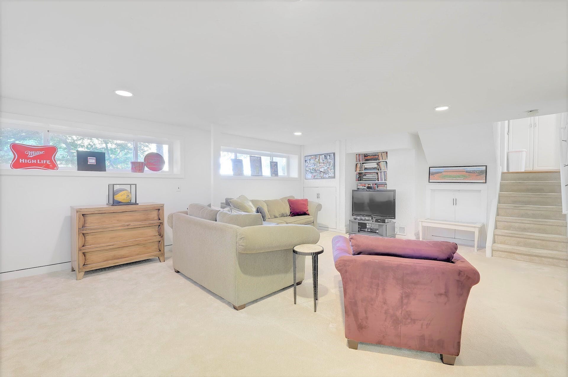 30 Beechwood Pl
