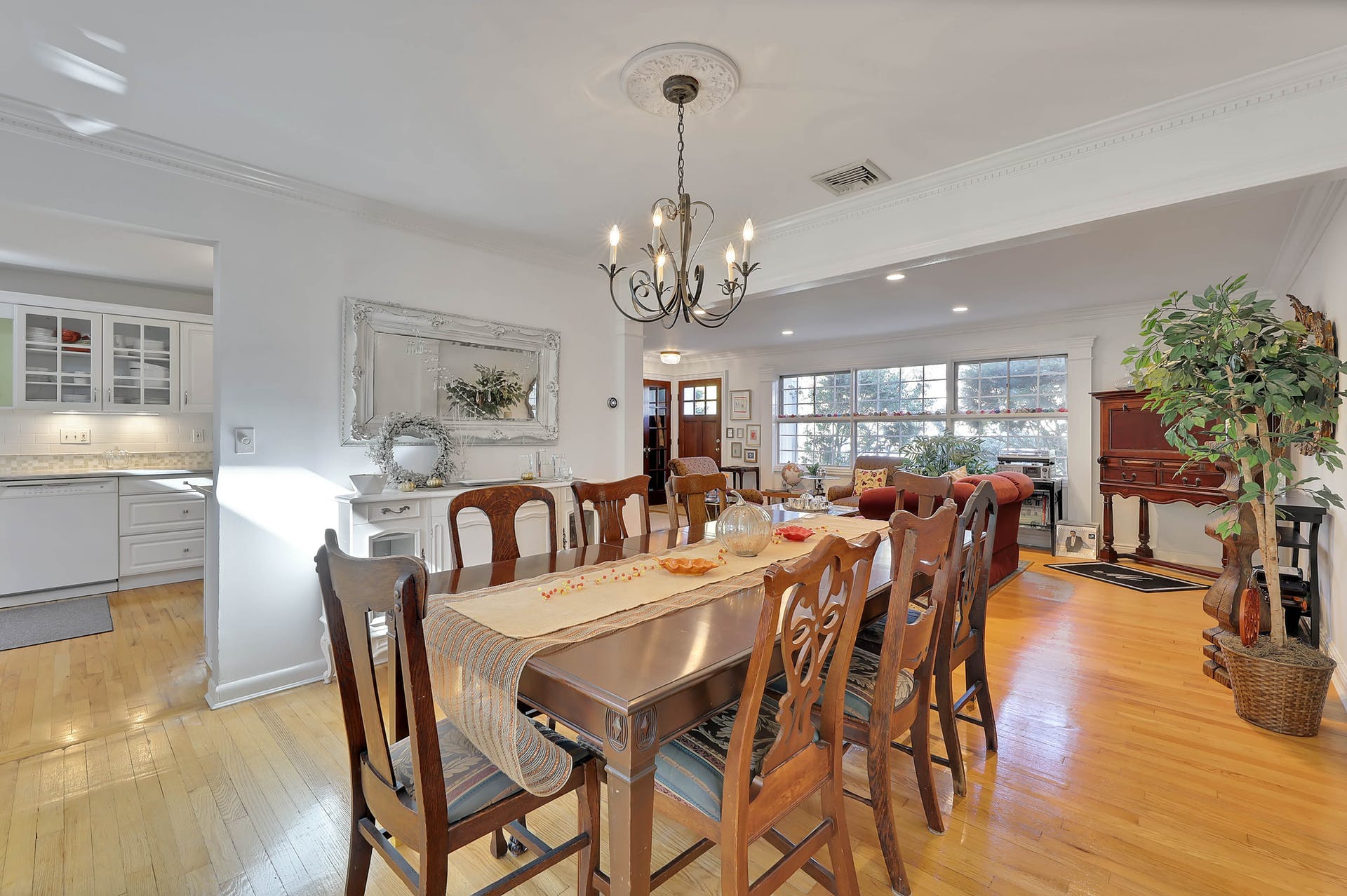 30 Beechwood Pl