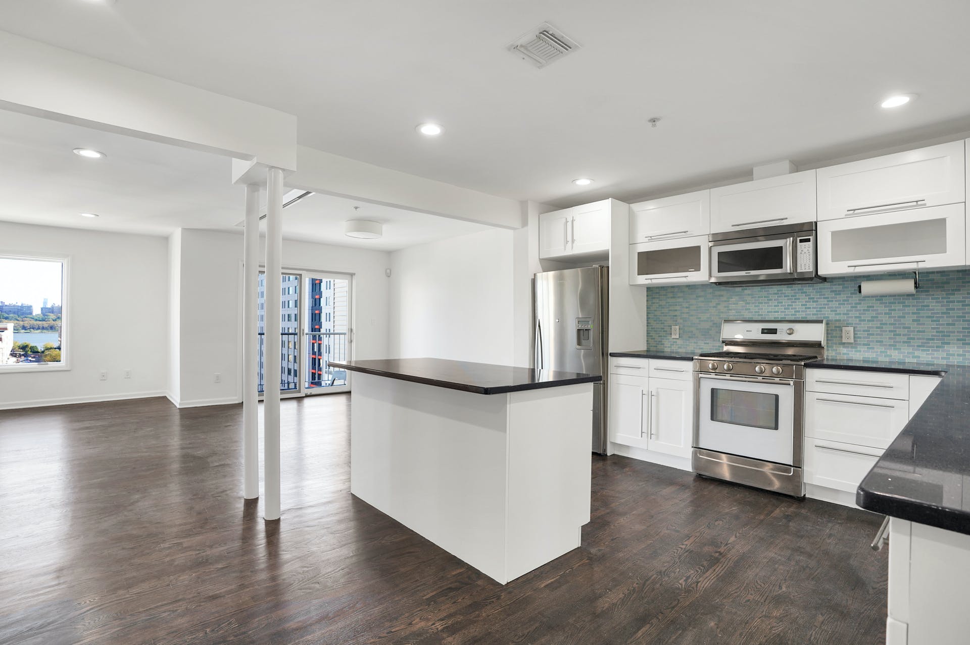 34 Legend Hills Dr
